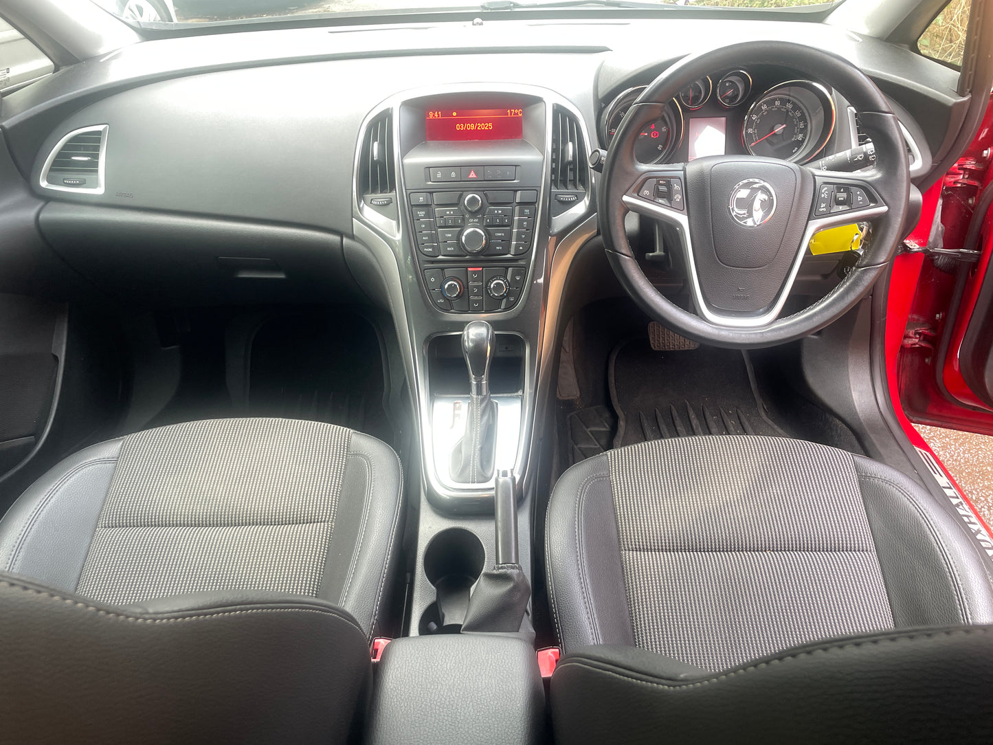 2013 Vauxhall Astra SE 2.0 CDTi SE Hatchback 5dr Diesel Auto Euro 5 (165 ps) AUTOMATIC
