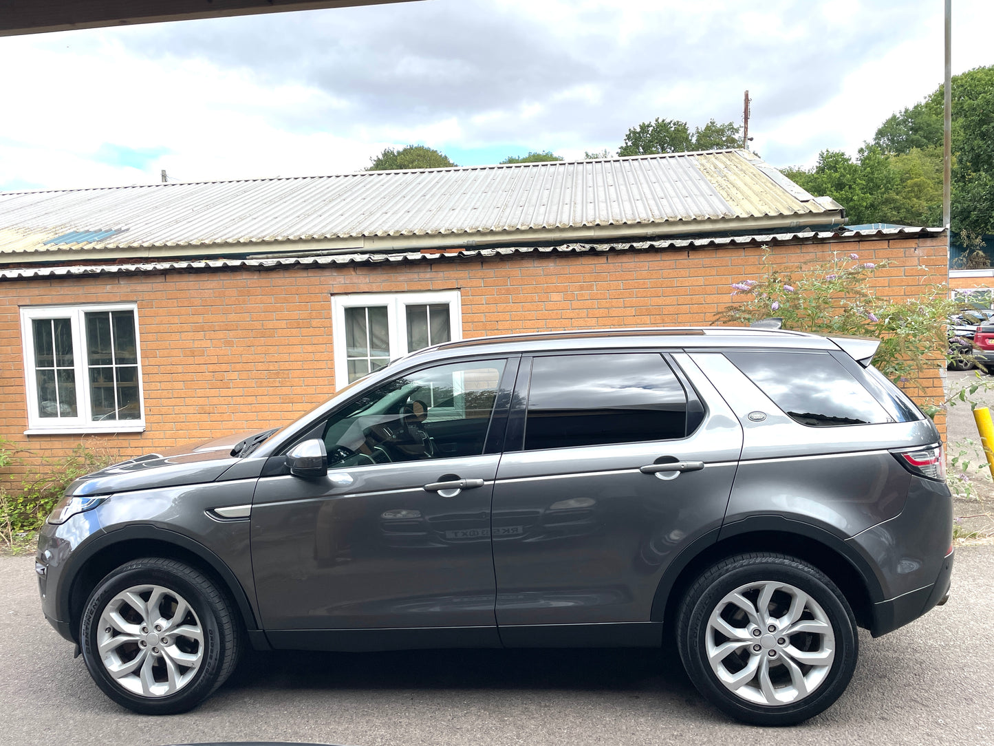 2018 Land Rover Discovery Sport HSE 2.0 TD4 HSE SUV 5dr Diesel Auto 4WD Euro 6 (s/s) (180 ps)
