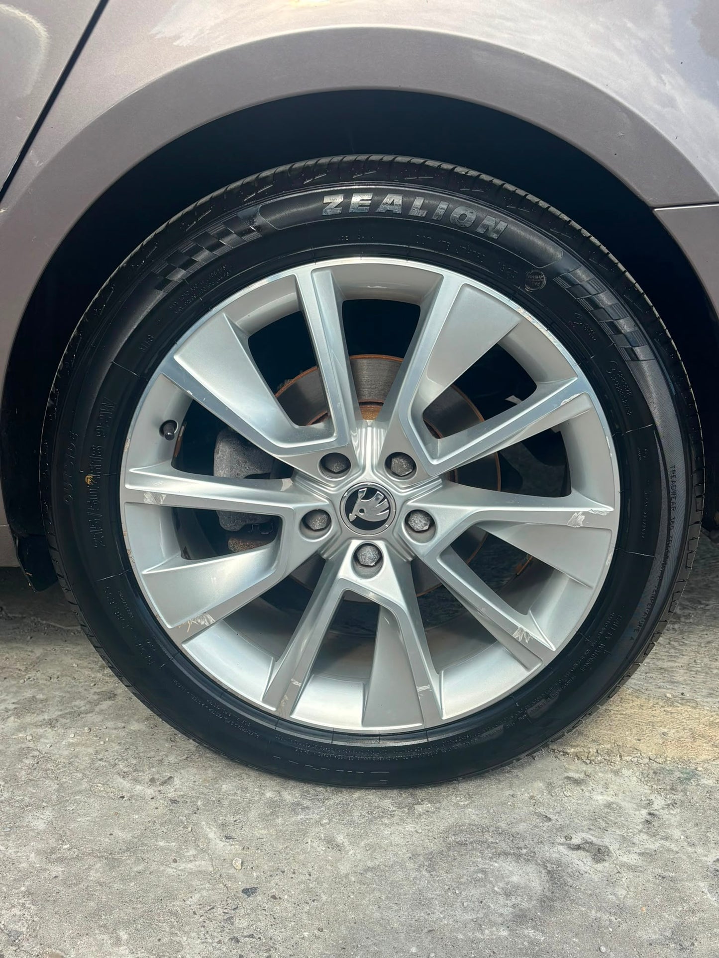 2012 Skoda Superb
1.8 TSI Elegance DSG Euro 5 5dr