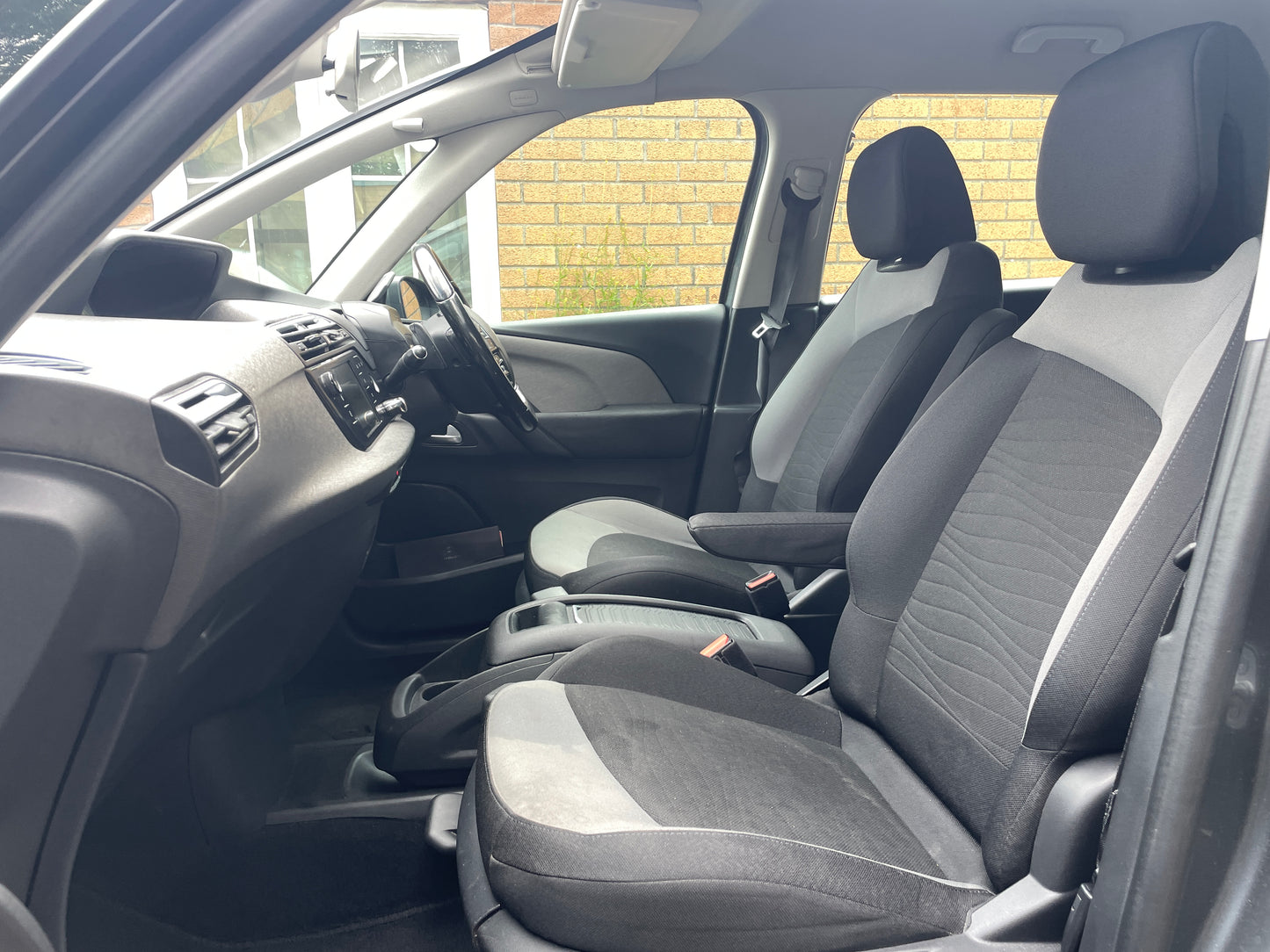 2016 Citroen Grand C4 Picasso Exclusive 2.0 BlueHDi Exclusive MPV 5dr Diesel EAT6 Euro 6 (s/s) (150 ps)