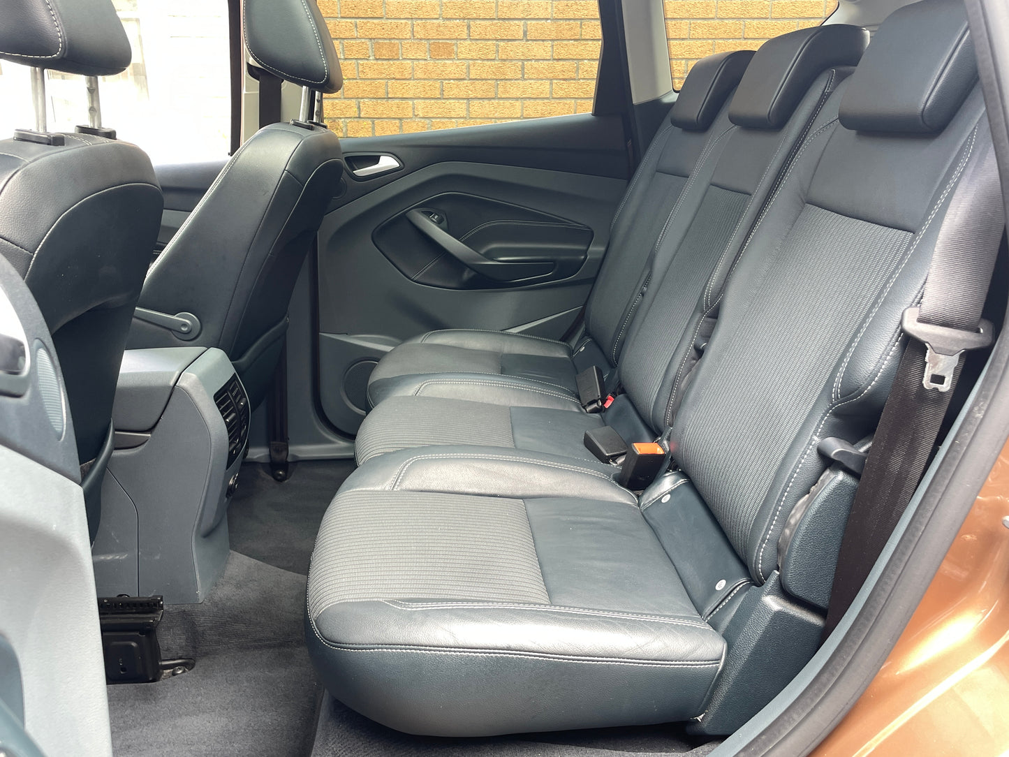 2013 Ford C-Max Titanium X 2.0 TDCi Titanium X MPV 5dr Diesel Powershift Euro 5 (163 ps)