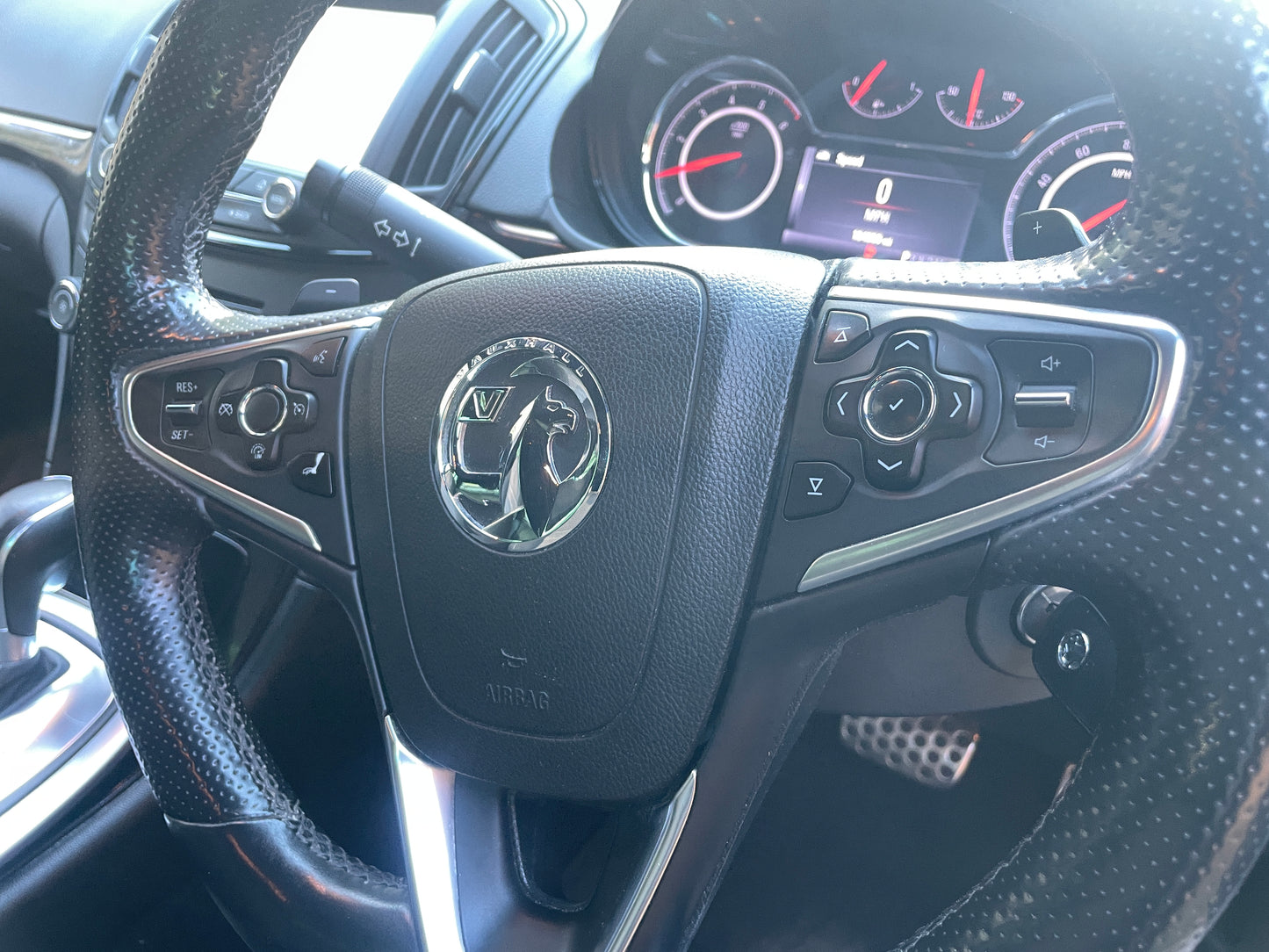 2015 Vauxhall Insignia SRi VX Line Nav 2.0 CDTi SRi VX Line Nav Sports Tourer 5dr Diesel Auto Euro 5 (163 ps)