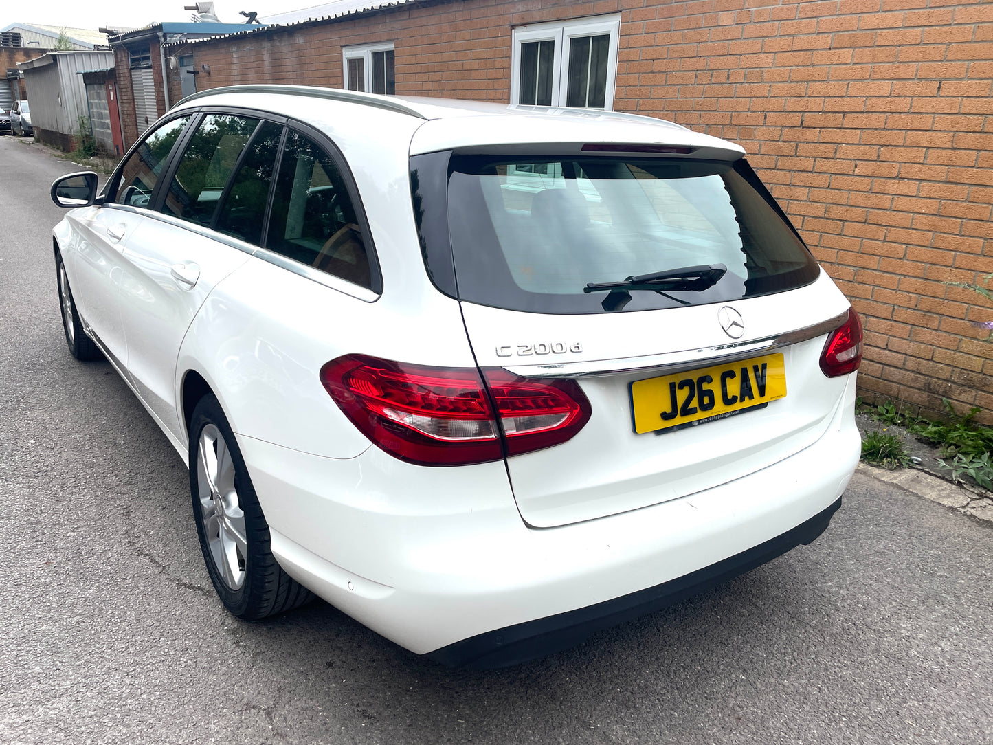 2017 Mercedes-Benz C Class SE Executive Edition 1.6 C200d Estate 5dr Diesel G-Tronic+ Euro 6 (s/s) (136 ps)