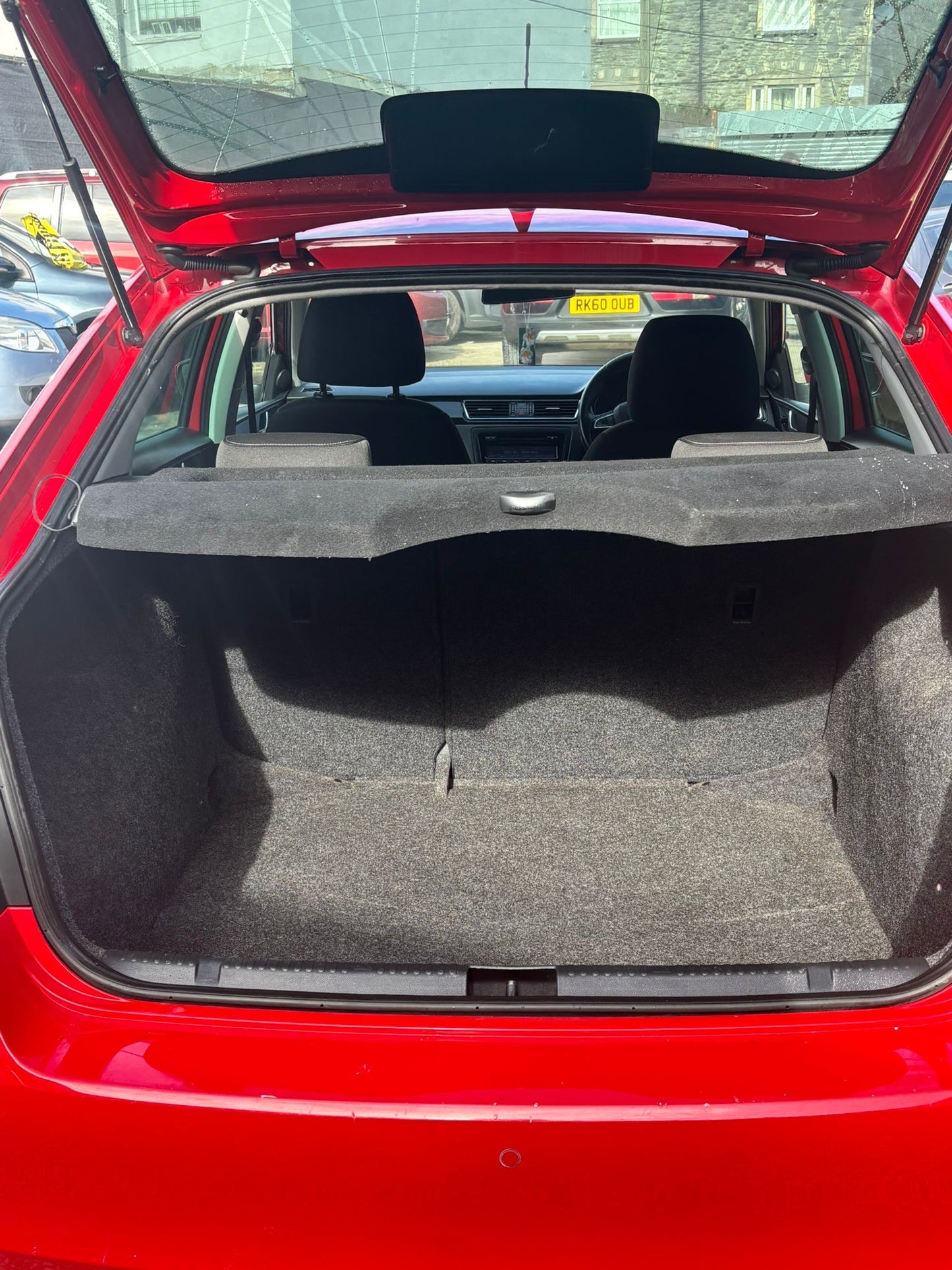 2014 Skoda Rapid Elegance 1.6 TDI Elegance Hatchback 5dr Diesel DSG Euro 5 (90 ps)