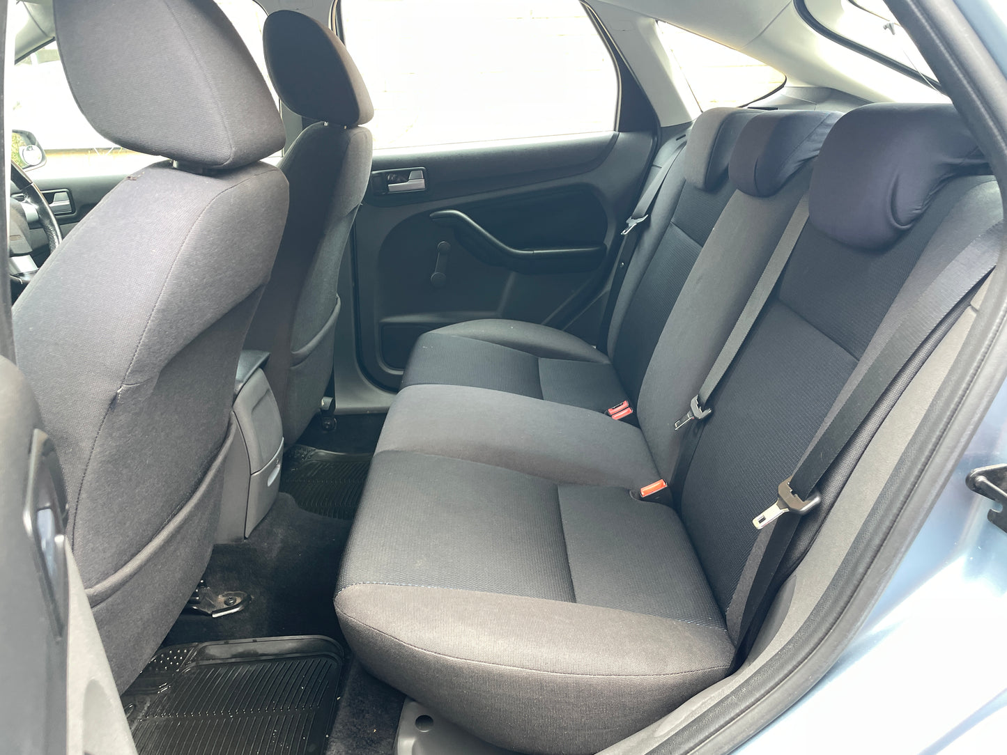 2005 Ford Focus Zetec Climate 1.6 Zetec Climate Hatchback 5dr Petrol Automatic (184 g/km, 99 bhp)