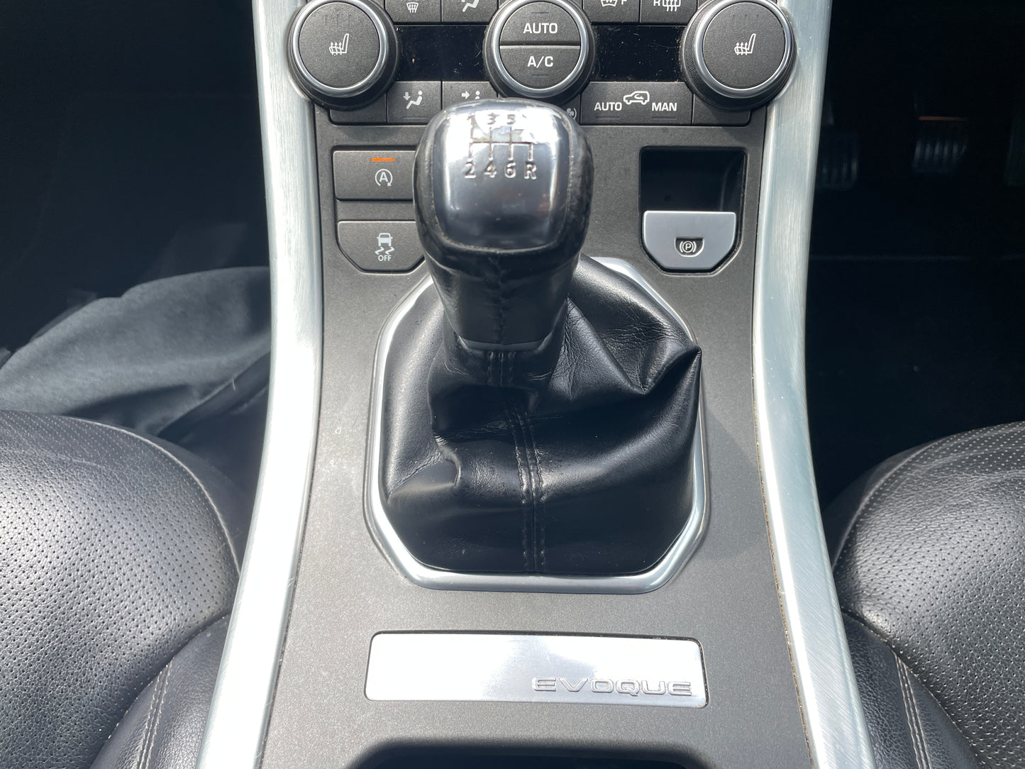 2016 Land Rover Range Rover Evoque SE Tech 
2.0 eD4 SE Tech SUV 5dr Diesel Manual FWD Euro 6 (s/s) (150 ps)