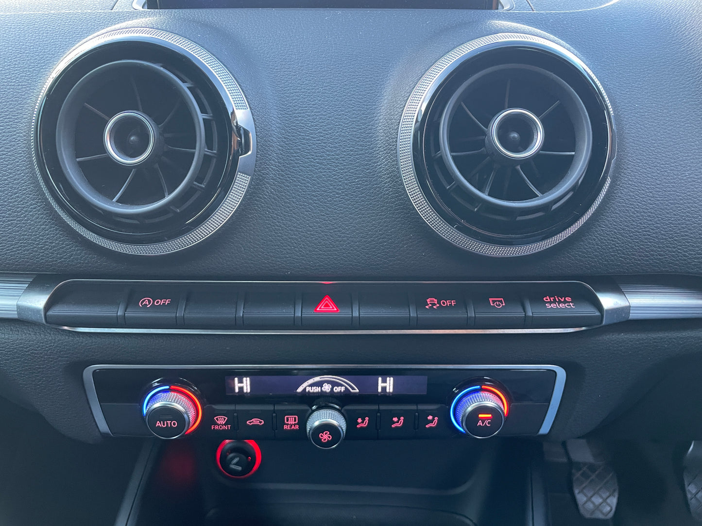 2012 Audi A3 Sport 2.0 TDI Sport Hatchback 3dr Diesel Manual Euro 5 (s/s) (150 ps)