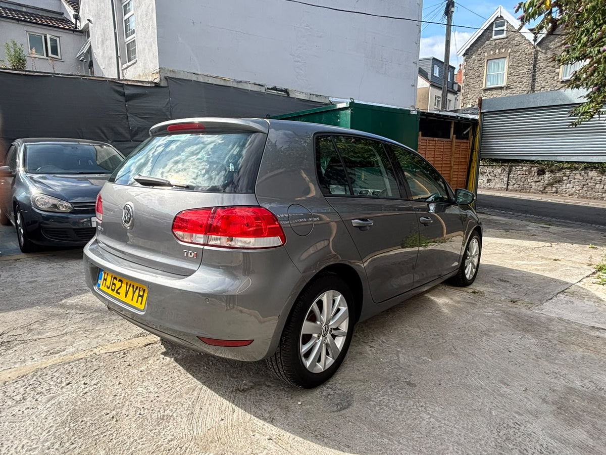 2012 Volkswagen Golf
1.6 TDI Match Euro 5 5dr
