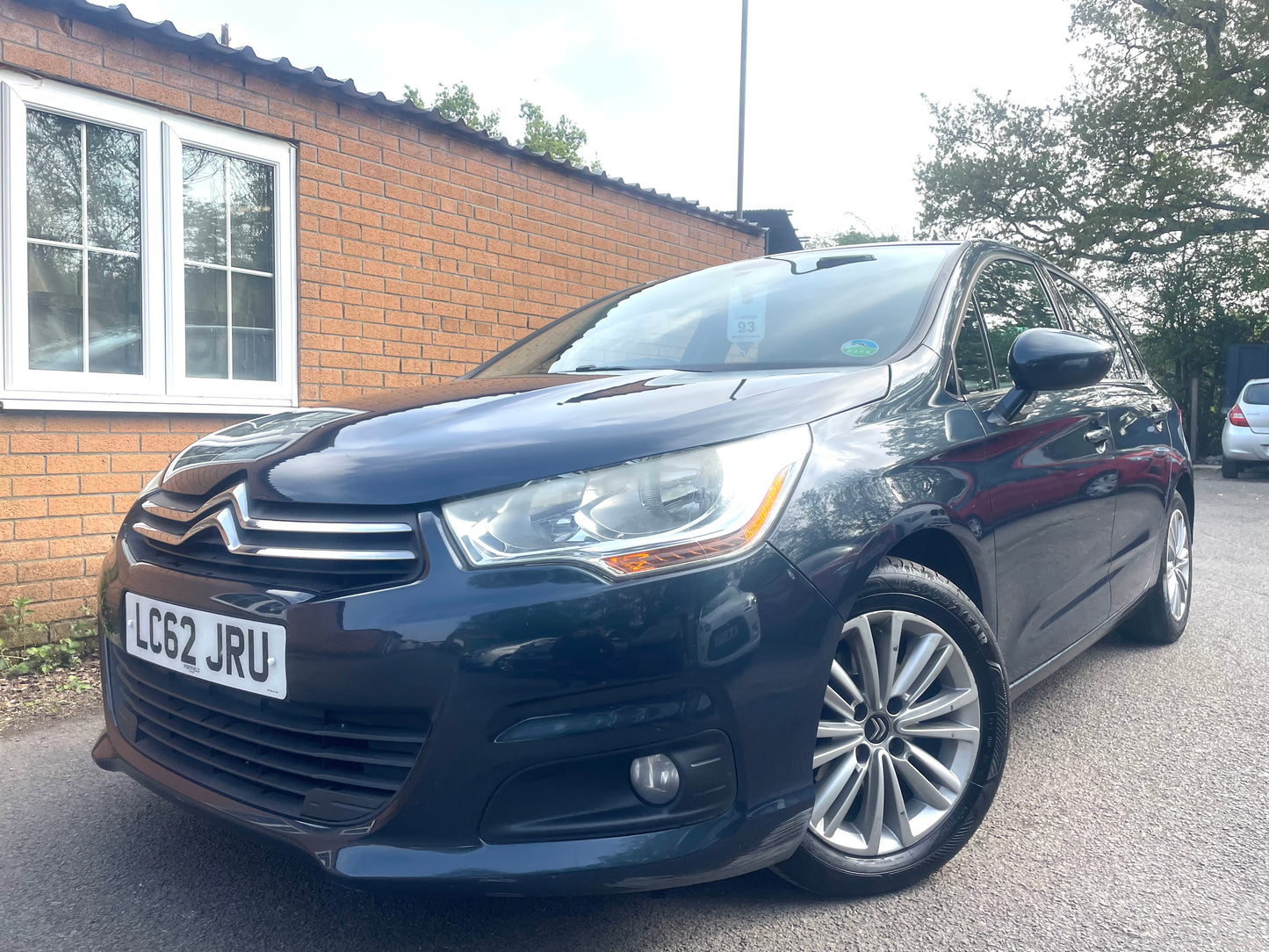2012 Citroen C4 VTR+ 1.6 e-HDi Airdream VTR+ Hatchback 5dr Diesel EGS6 Euro 5 (s/s) (110 ps)