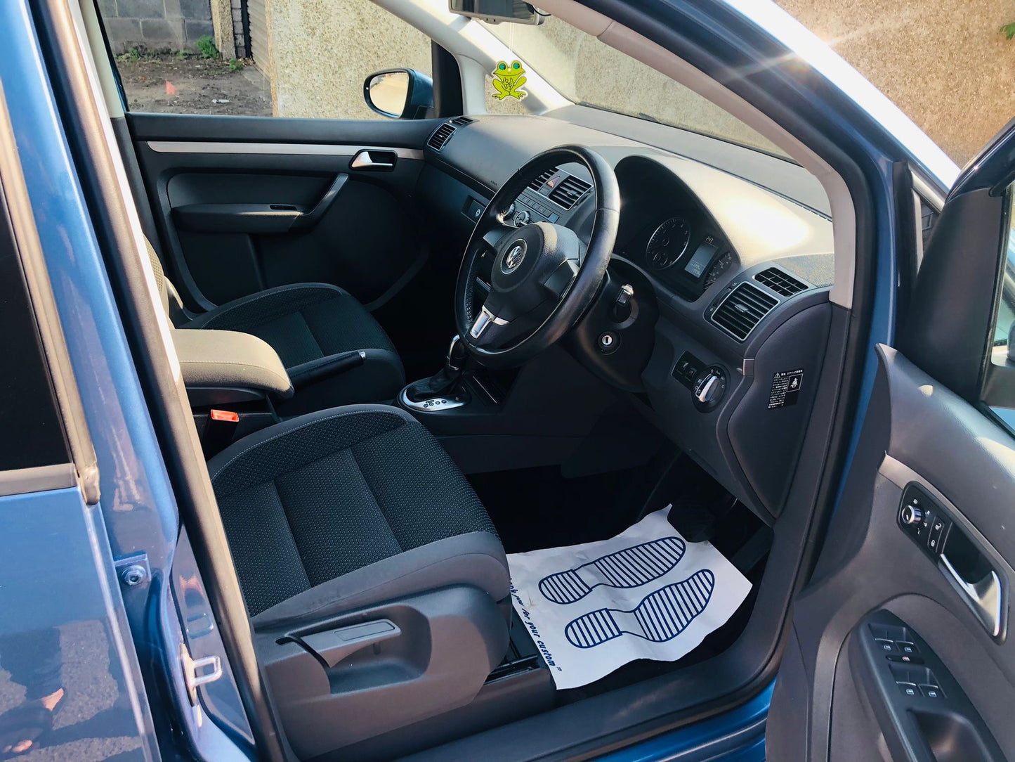 2013 Volkswagen Touran SE 1.4 TSI SE MPV 5dr Petrol DSG Euro 5 (140 ps) AUTOMATIC,