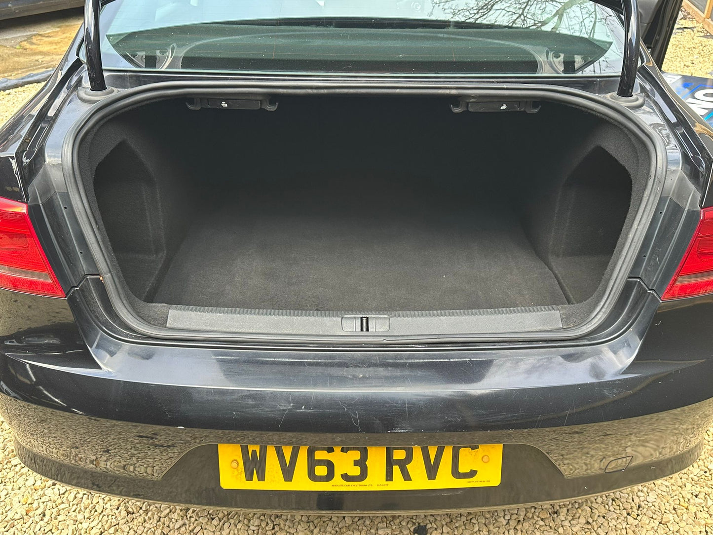 2013 Volkswagen Passat S  1.6 TDI BlueMotion Tech S Saloon 4dr Diesel Manual Euro 5 (s/s) (105 ps)