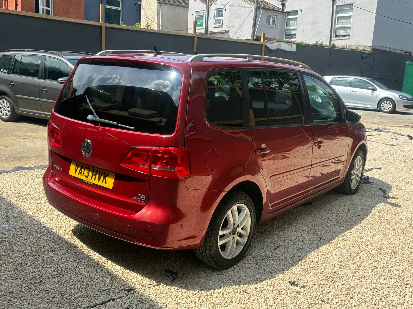2013 Volkswagen Touran SE 1.6 TDI BlueMotion Tech SE MPV 5dr Diesel DSG Euro 5 (s/s) (105 ps)