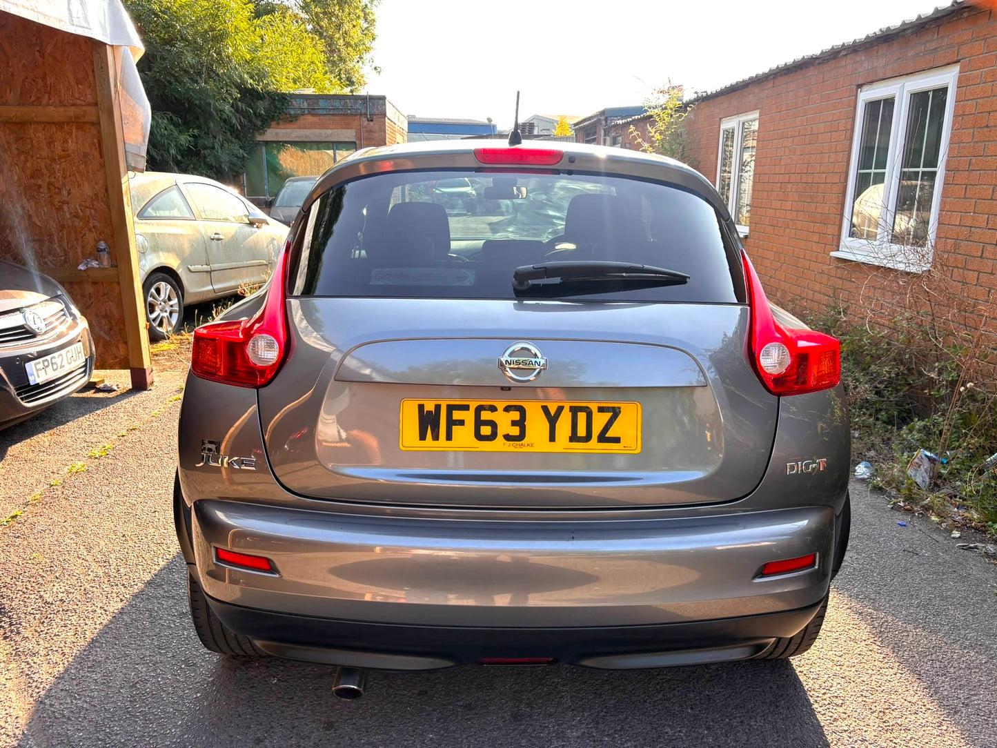 2014 Nissan Juke Tekna 1.6 DIG-T Tekna SUV 5dr Petrol CVT 4WD Euro 5 (190 ps)