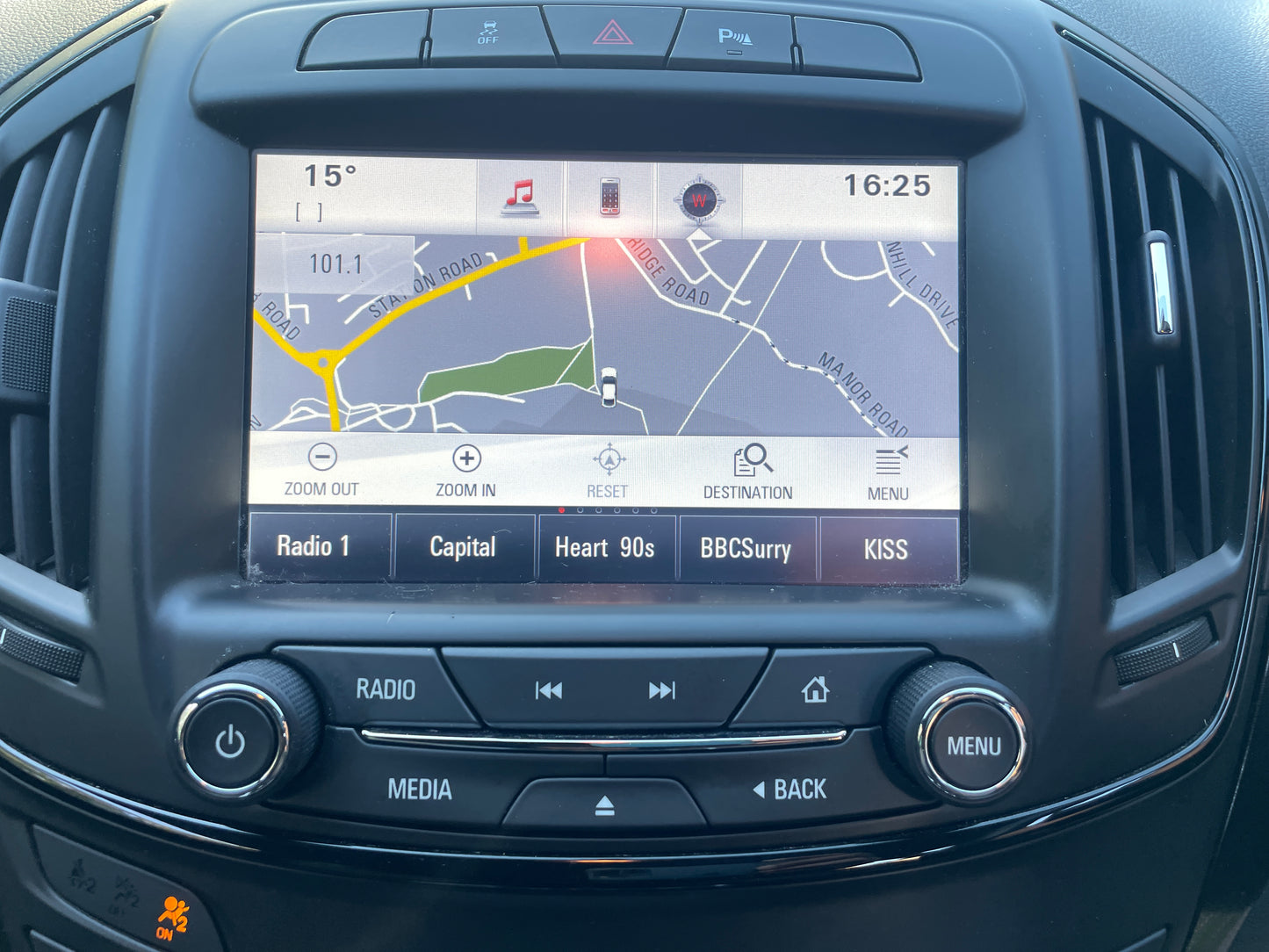 2015 Vauxhall Insignia SRi VX Line Nav 2.0 CDTi SRi VX Line Nav Sports Tourer 5dr Diesel Auto Euro 5 (163 ps)