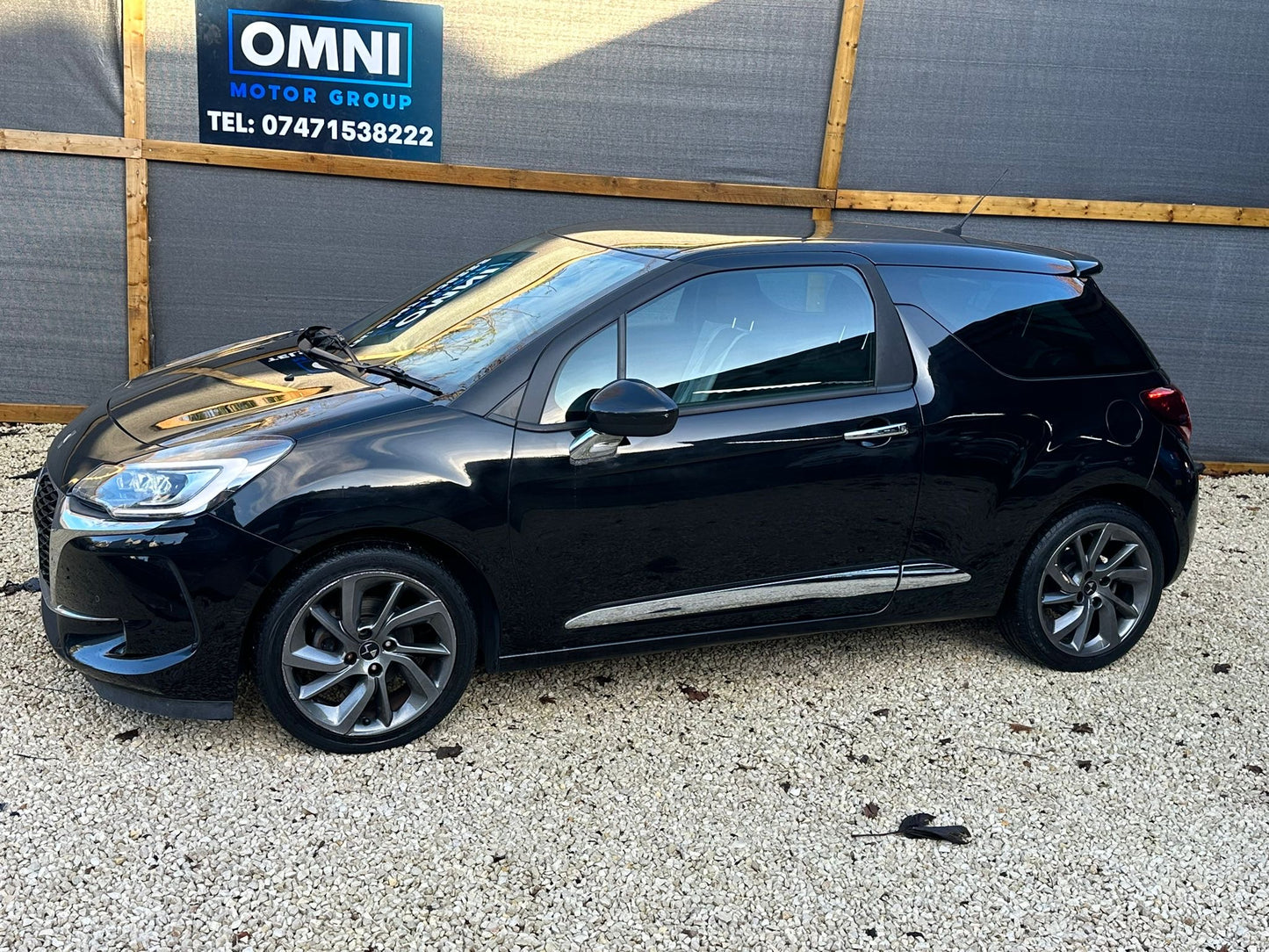 2016 DS AUTOMOBILES DS 3 Prestige 1.2 PureTech Prestige Hatchback 3dr Petrol EAT6 Euro 6 (s/s) (110 ps)