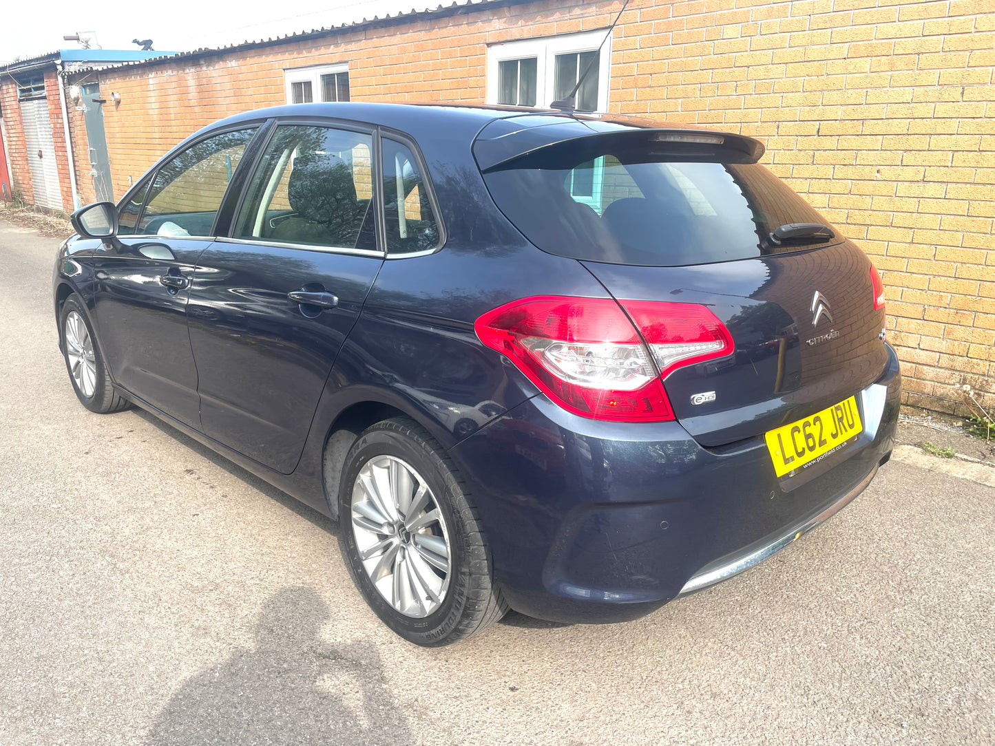 2012 Citroen C4 VTR+ 1.6 e-HDi Airdream VTR+ Hatchback 5dr Diesel EGS6 Euro 5 (s/s) (110 ps)