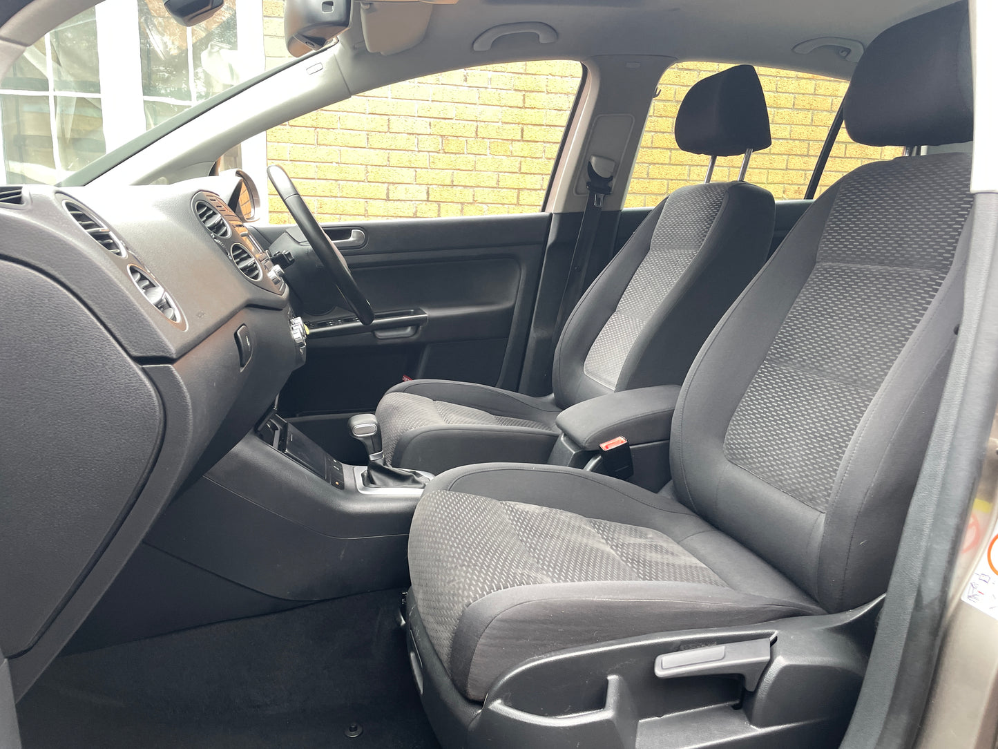 2011 Volkswagen Golf Plus SE
1.6 TDI SE Hatchback 5dr Diesel DSG Euro 5 (105 ps)