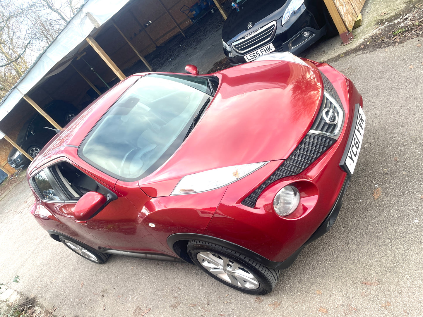 2011 Nissan Juke Tekna 1.6 DIG-T Tekna SUV 5dr Petrol CVT 4WD Euro 5 (190 ps)