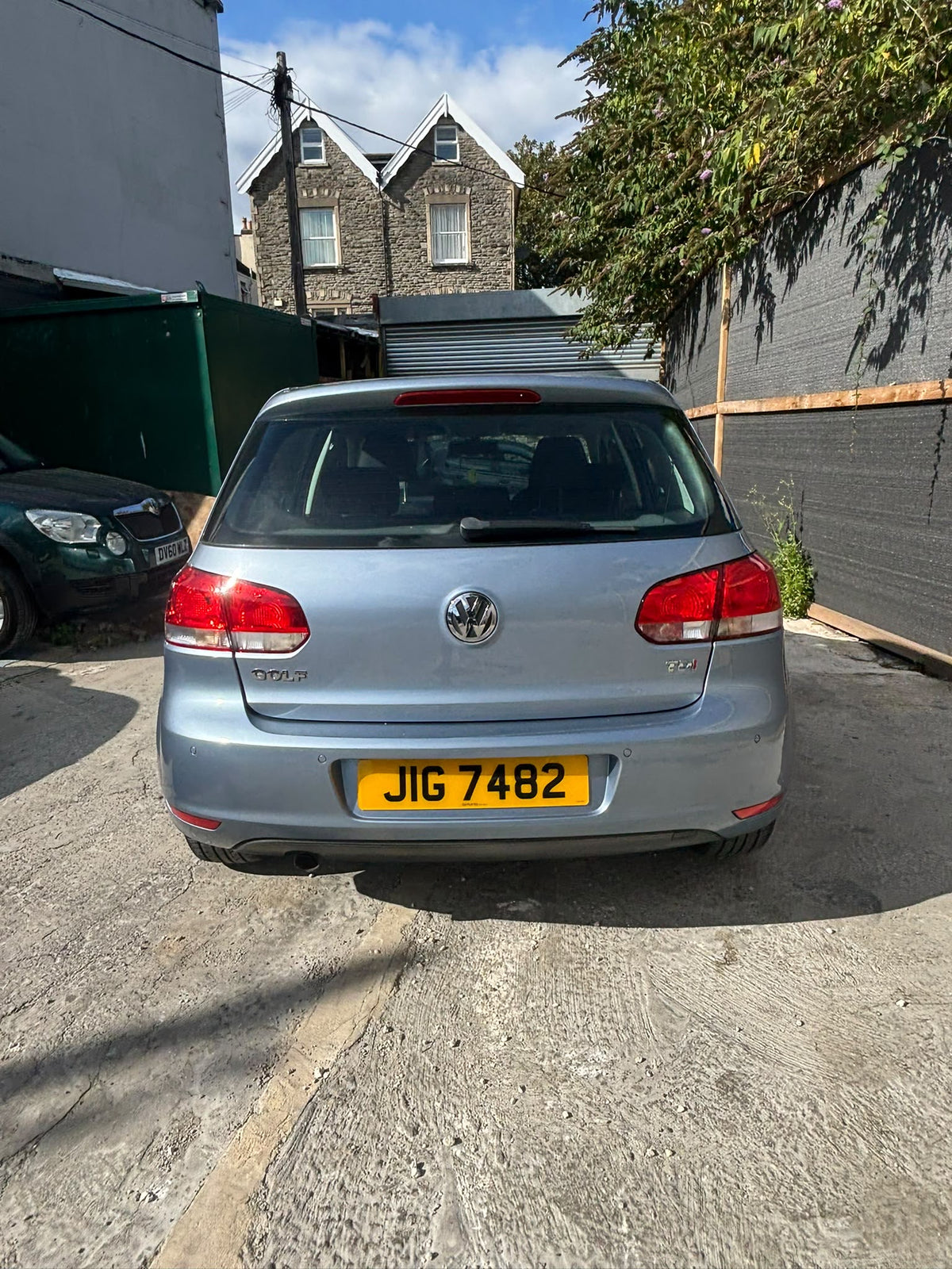 2011 Volkswagen Golf
1.6 TDI Match DSG Euro 5 5dr