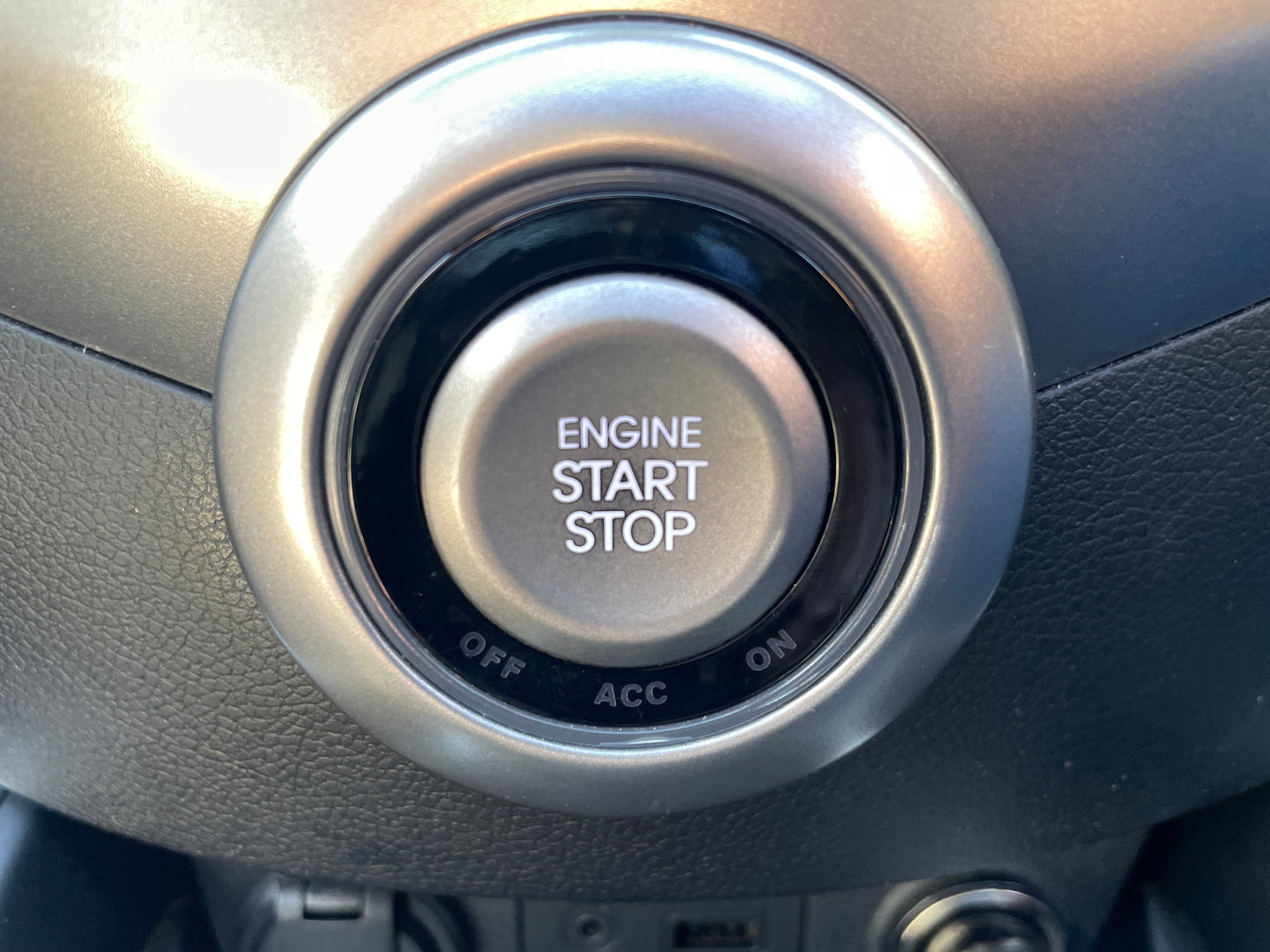 2012 Hyundai Veloster Sport
1.6 GDi Sport Hatchback 4dr Petrol Manual Euro 5 (140 ps)