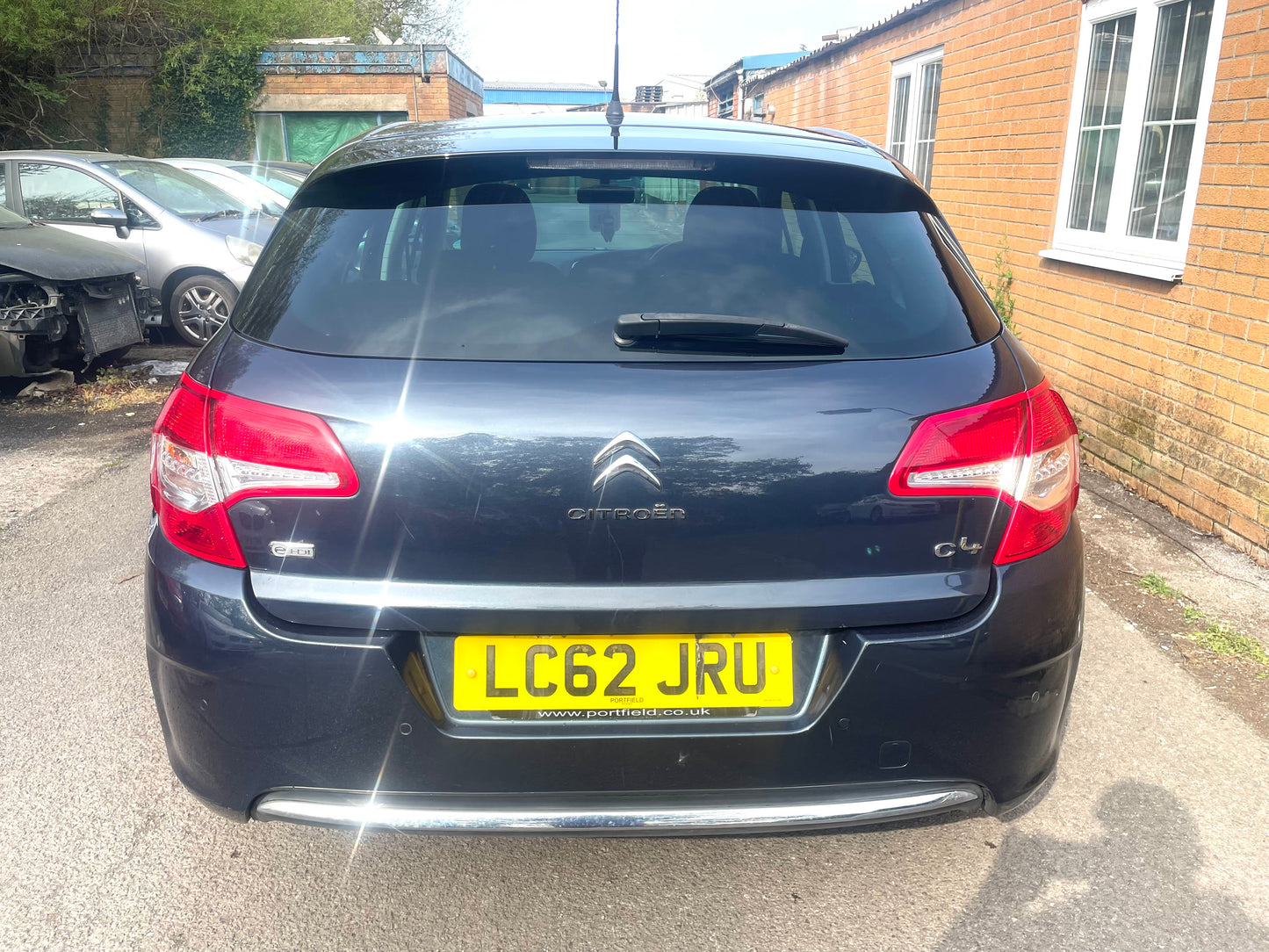 2012 Citroen C4 VTR+ 1.6 e-HDi Airdream VTR+ Hatchback 5dr Diesel EGS6 Euro 5 (s/s) (110 ps)