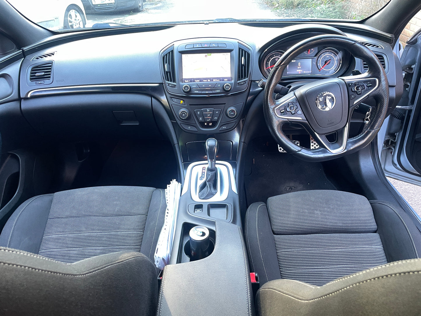 2015 Vauxhall Insignia SRi VX Line Nav 2.0 CDTi SRi VX Line Nav Sports Tourer 5dr Diesel Auto Euro 5 (163 ps)