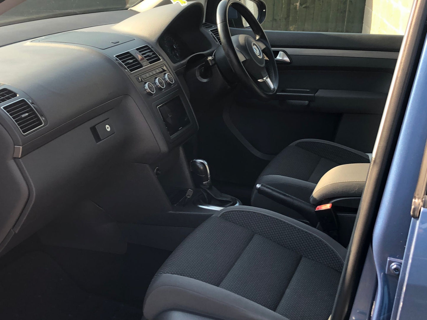 2013 Volkswagen Touran SE 1.4 TSI SE MPV 5dr Petrol DSG Euro 5 (140 ps) AUTOMATIC,