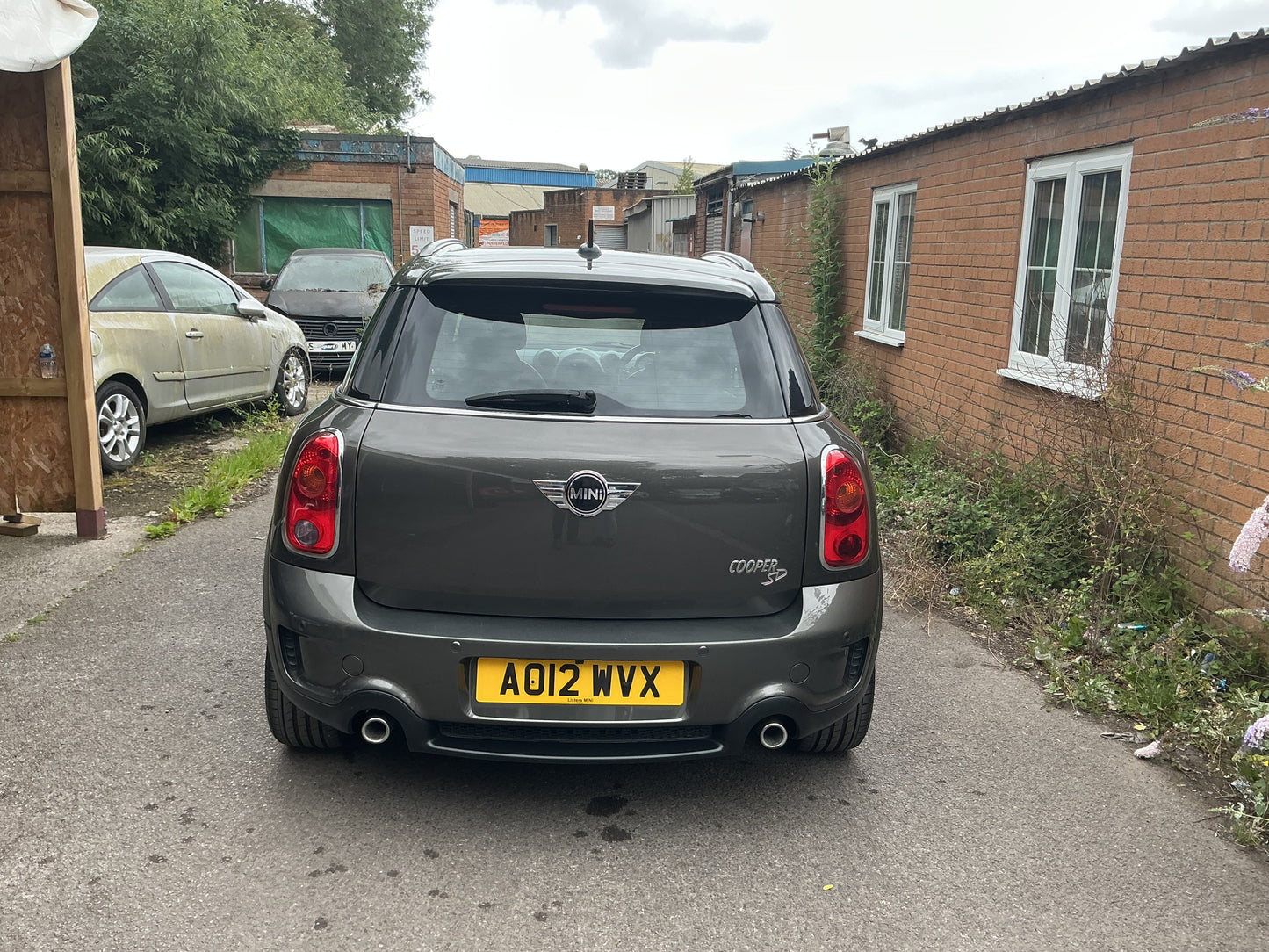 2012 MINI Countryman Cooper SD 
2.0 Cooper SD SUV 5dr Diesel Auto ALL4 Euro 5 (143 ps