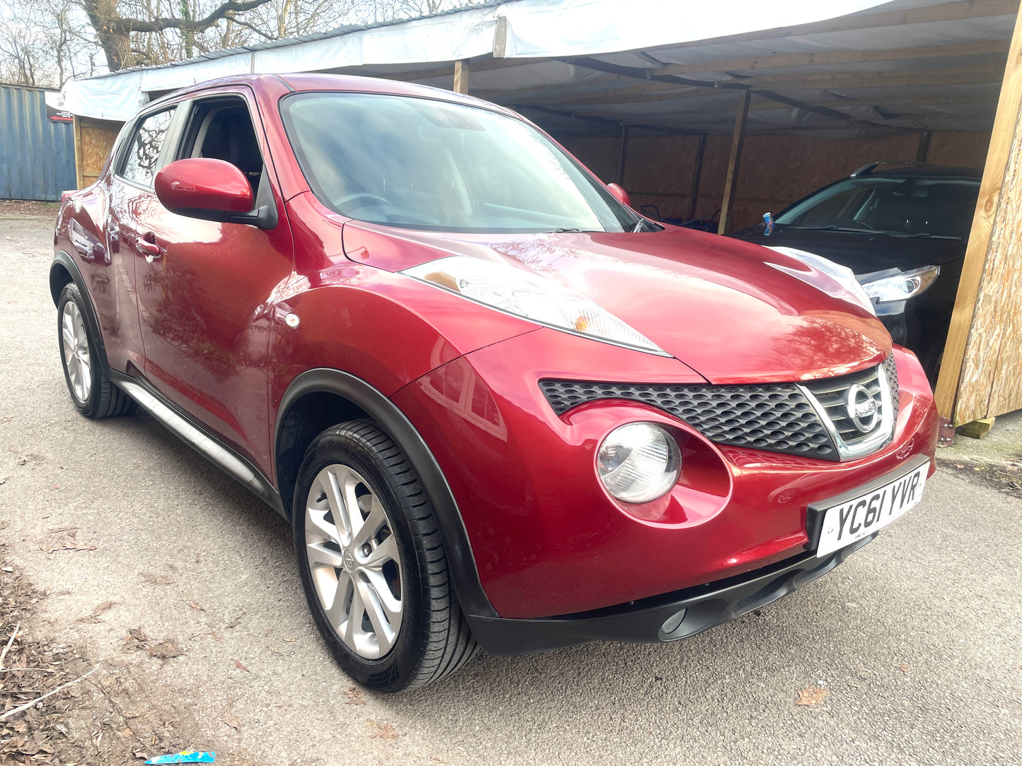 2011 Nissan Juke Tekna 1.6 DIG-T Tekna SUV 5dr Petrol CVT 4WD Euro 5 (190 ps)