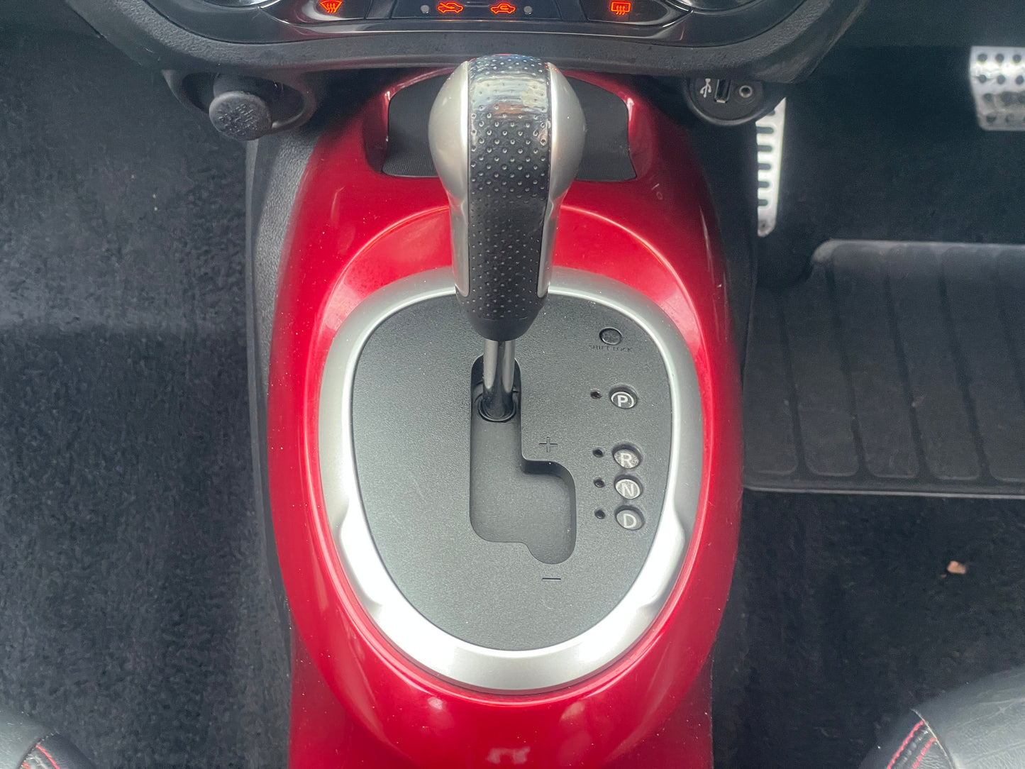 2011 Nissan Juke Tekna 1.6 DIG-T Tekna SUV 5dr Petrol CVT 4WD Euro 5 (190 ps)