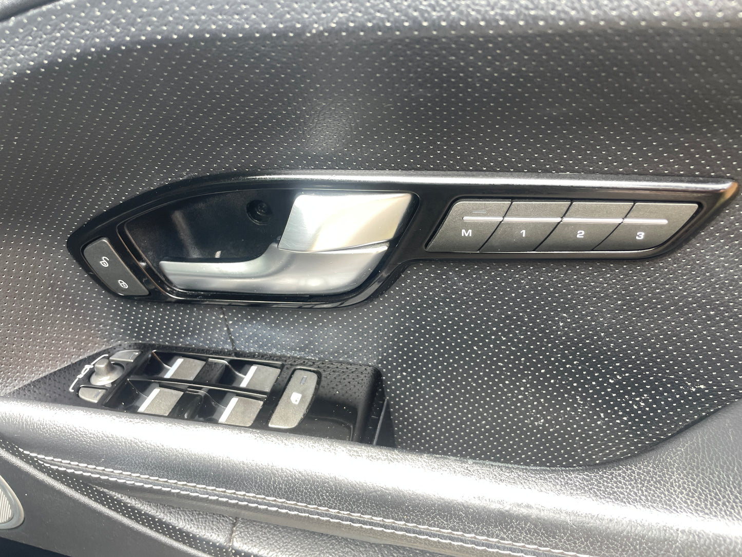 2012 Land Rover Range Rover Evoque Dynamic 2.0 Si4 Dynamic SUV 5dr Petrol Auto 4WD Euro 5 (240 ps)