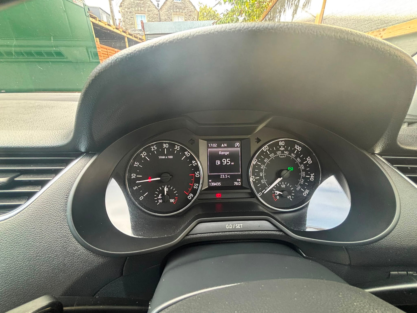 2014 Skoda Octavia
1.6 TDI Elegance DSG Euro 5 (S/s) 5dr