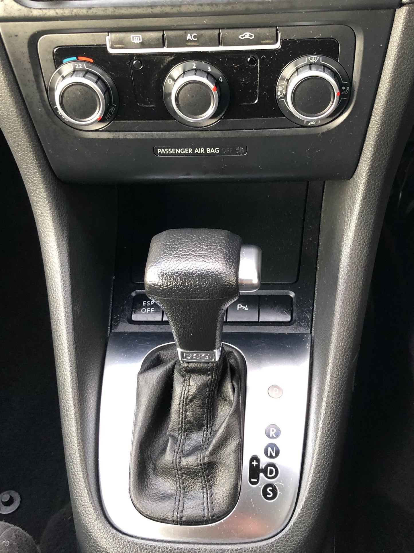 2010 Volkswagen Golf SE, 1.6 TDI SE Hatchback 5dr Diesel DSG Euro 5 (105 ps)