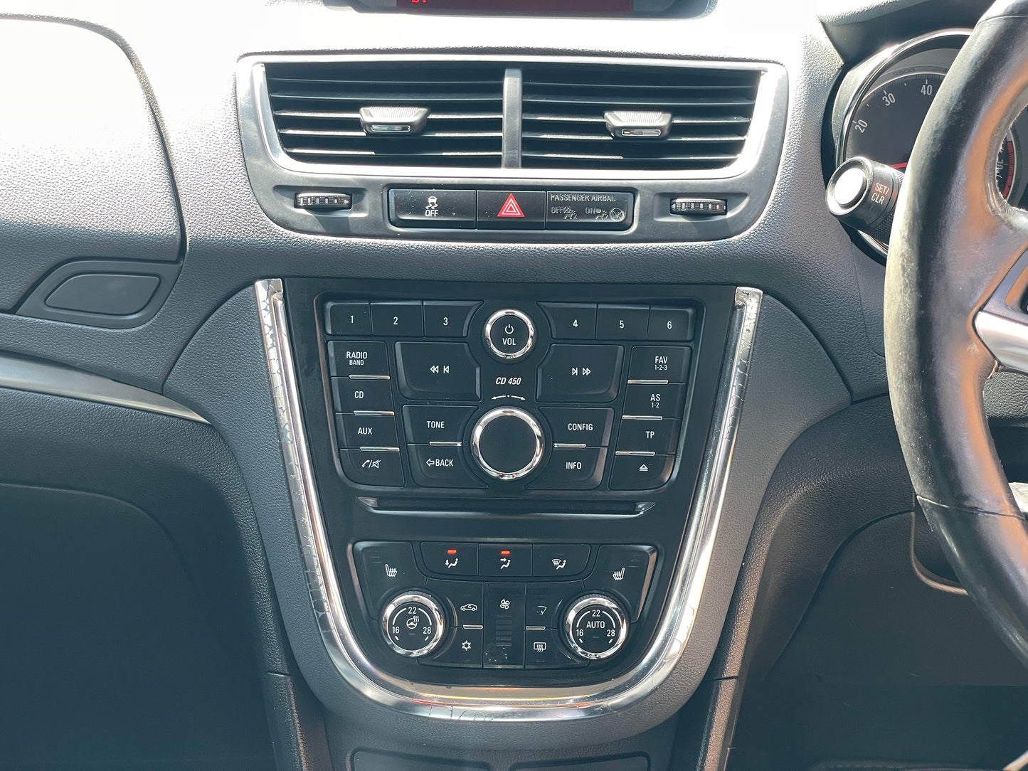 2015 Vauxhall Mokka
1.4i Turbo SE Auto 2WD Euro 6 5dr
