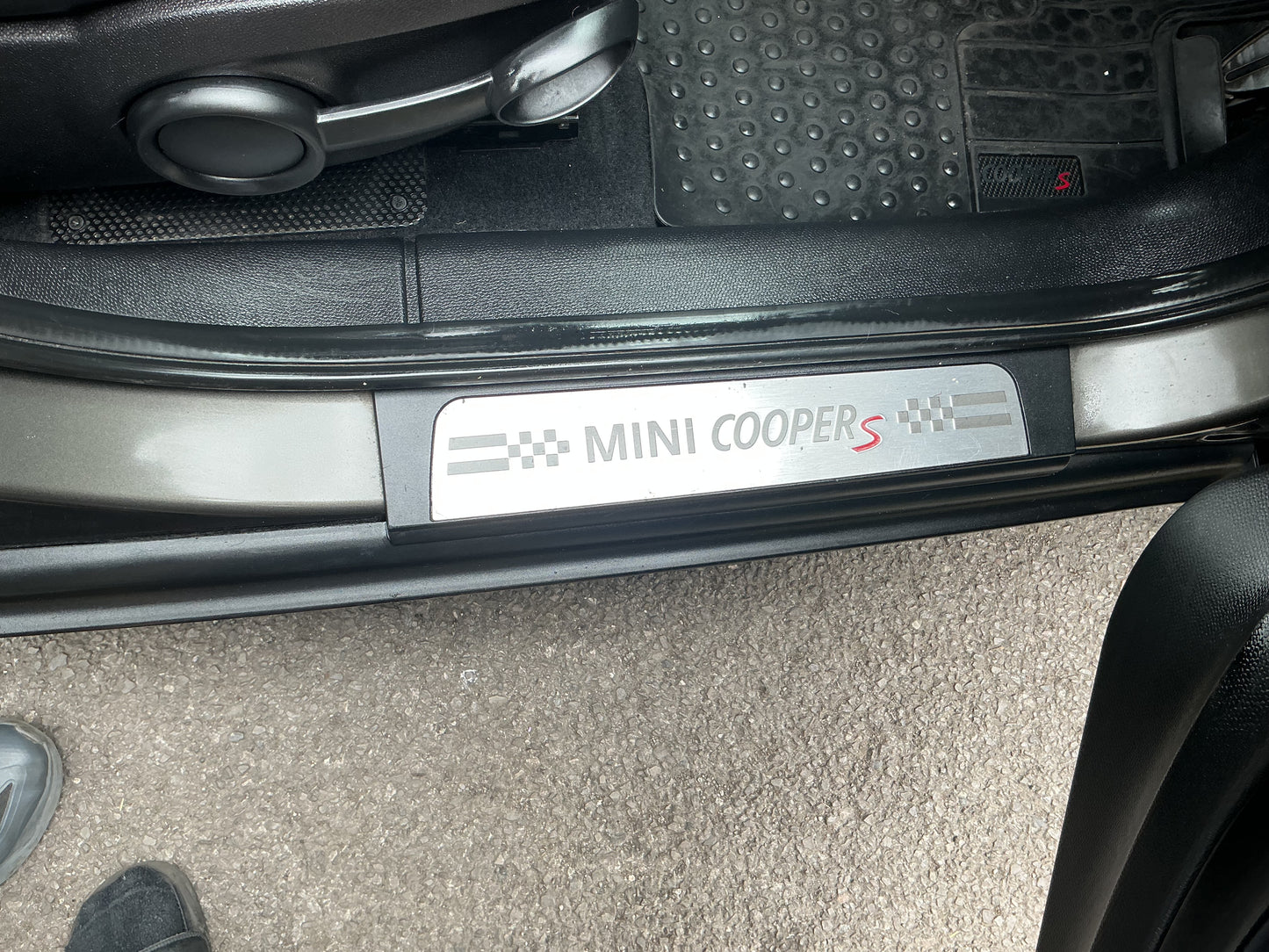 2012 MINI Countryman Cooper SD 
2.0 Cooper SD SUV 5dr Diesel Auto ALL4 Euro 5 (143 ps