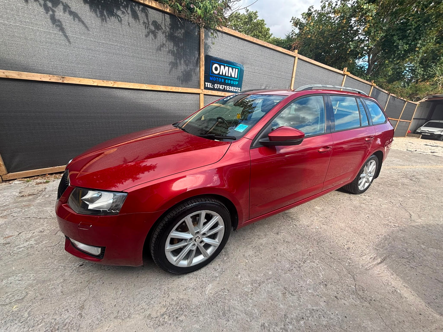 2014 Skoda Octavia
1.6 TDI Elegance DSG Euro 5 (S/s) 5dr
