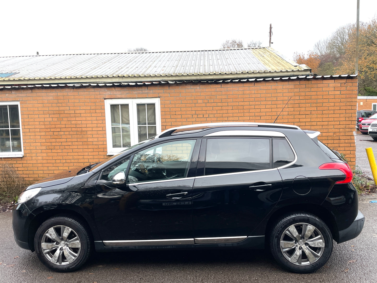 2016 Peugeot 2008 Allure 1.2 PureTech Allure SUV 5dr Petrol Manual Euro 6 (82 ps)