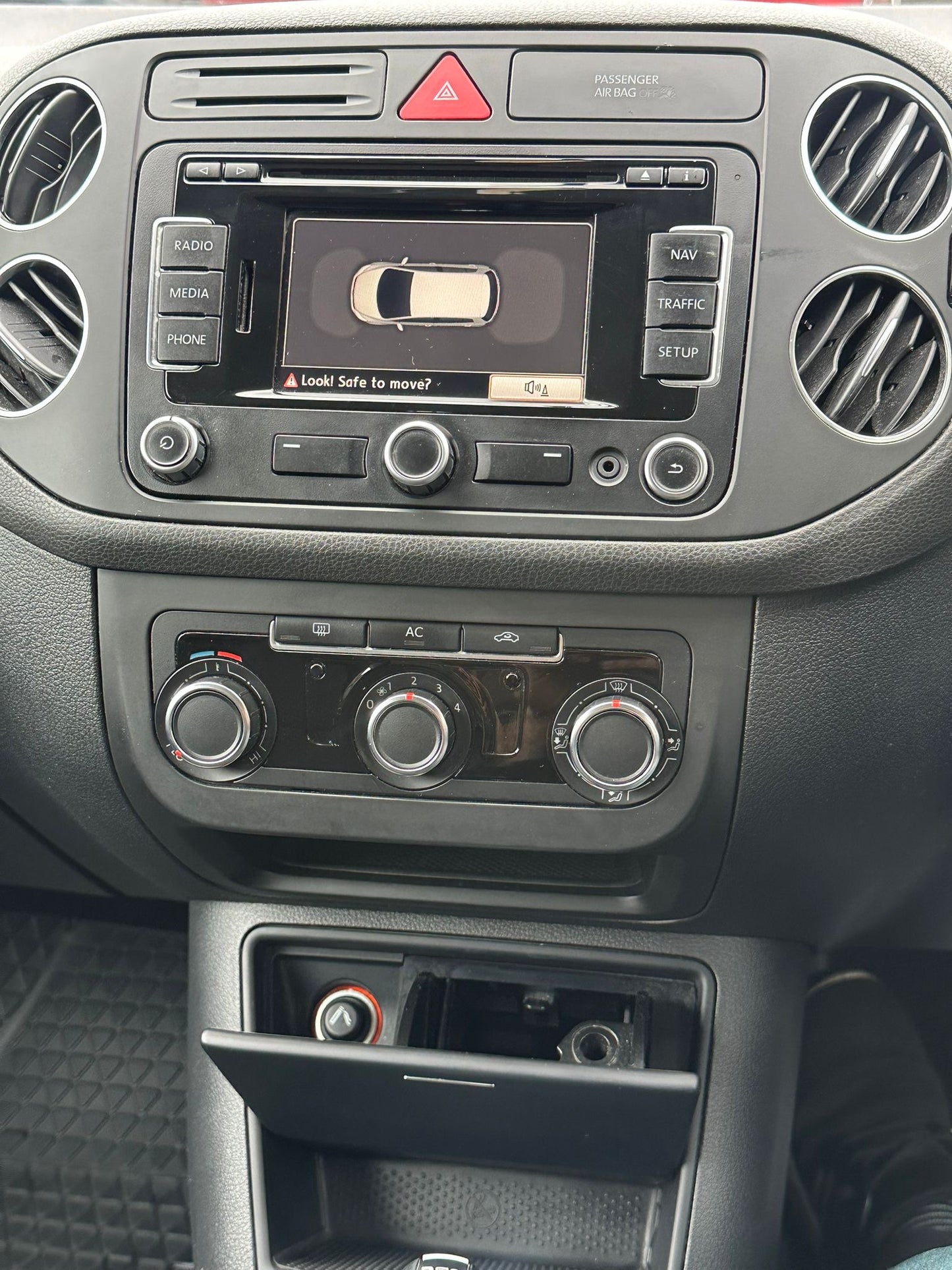 2011 Volkswagen Golf Plus SE 1.6 TDI SE Hatchback 5dr Diesel DSG Euro 5 (105 ps)