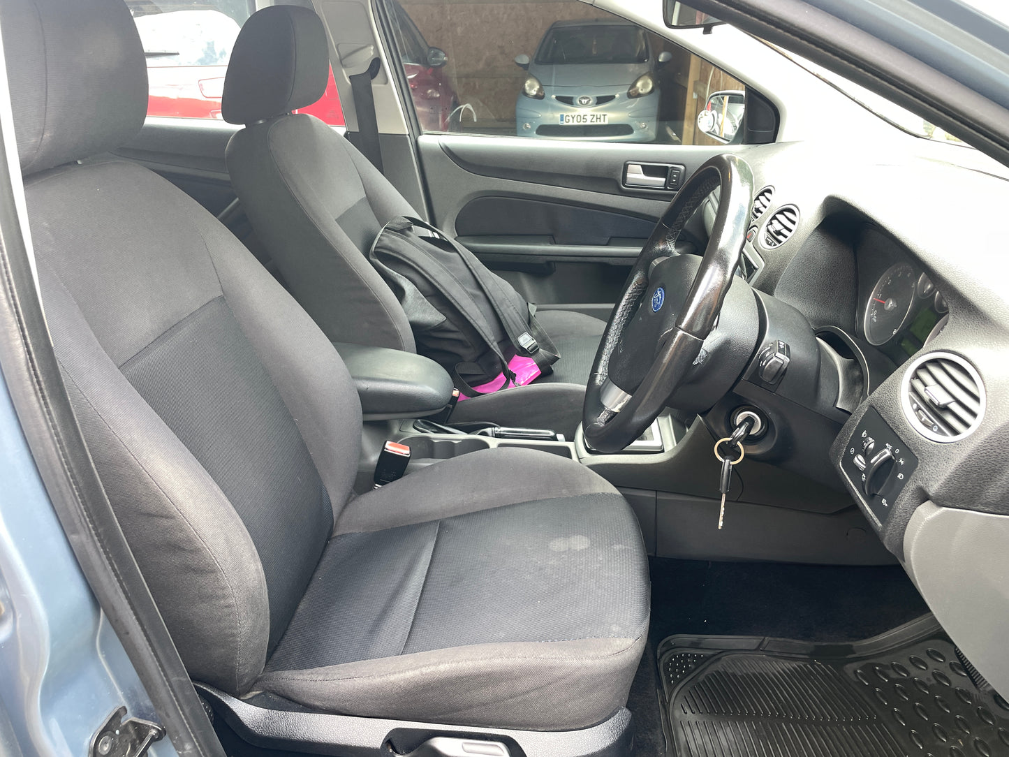 2005 Ford Focus Zetec Climate 1.6 Zetec Climate Hatchback 5dr Petrol Automatic (184 g/km, 99 bhp)