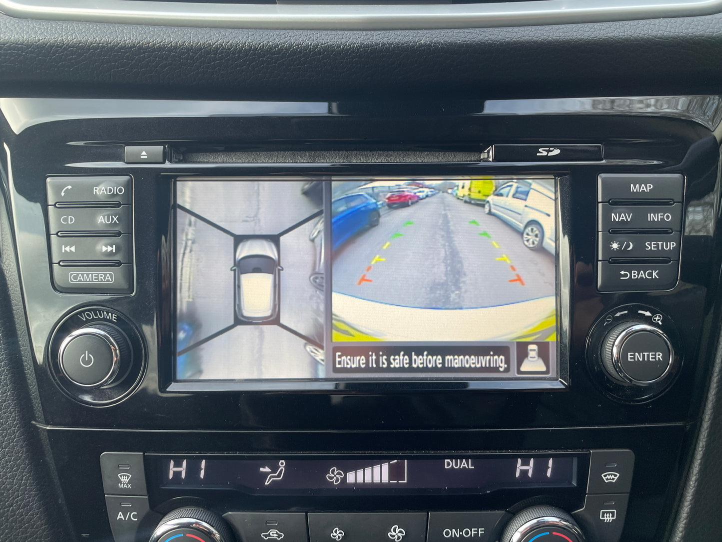 2016 Nissan Qashqai N-Connecta
1.6 DIG-T N-Connecta SUV 5dr Petrol Manual 2WD Euro 6 (s/s) (163 ps)