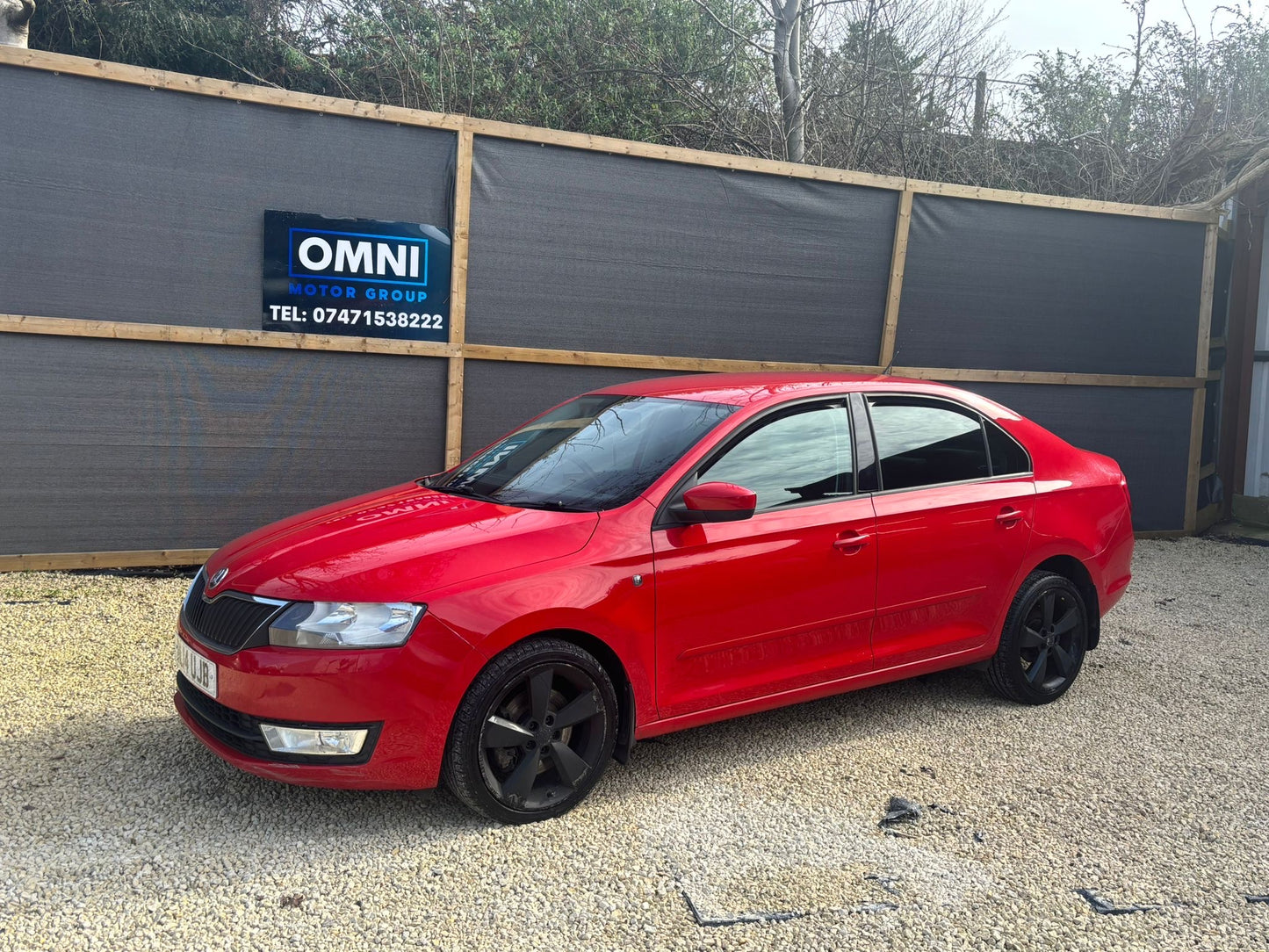 2014 Skoda Rapid Elegance 1.6 TDI Elegance Hatchback 5dr Diesel DSG Euro 5 (90 ps)