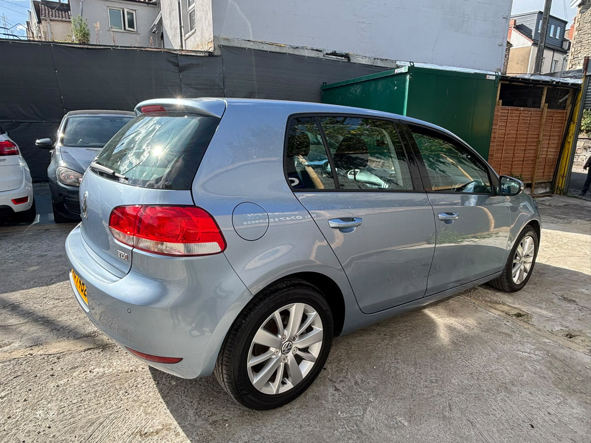 2011 Volkswagen Golf
1.6 TDI Match DSG Euro 5 5dr