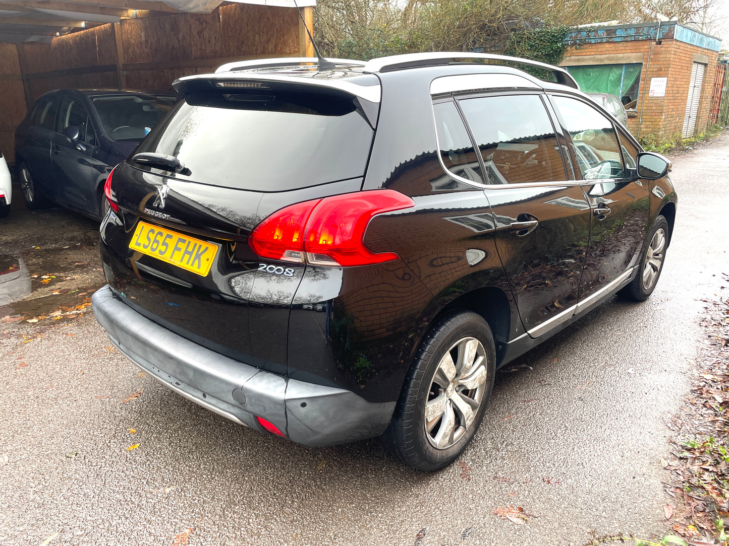 2016 Peugeot 2008 Allure 1.2 PureTech Allure SUV 5dr Petrol Manual Euro 6 (82 ps)