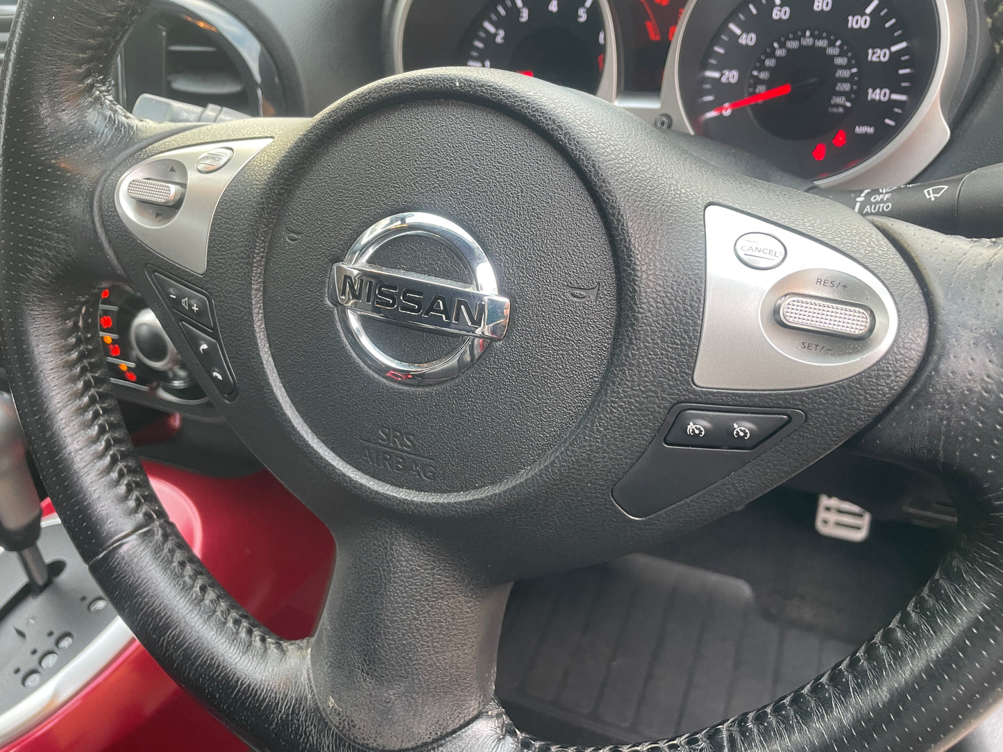 2011 Nissan Juke Tekna 1.6 DIG-T Tekna SUV 5dr Petrol CVT 4WD Euro 5 (190 ps)