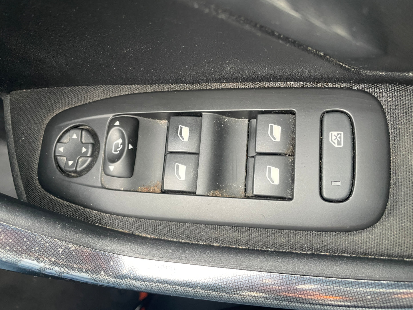 2016 Peugeot 2008 Allure 1.2 PureTech Allure SUV 5dr Petrol Manual Euro 6 (82 ps)