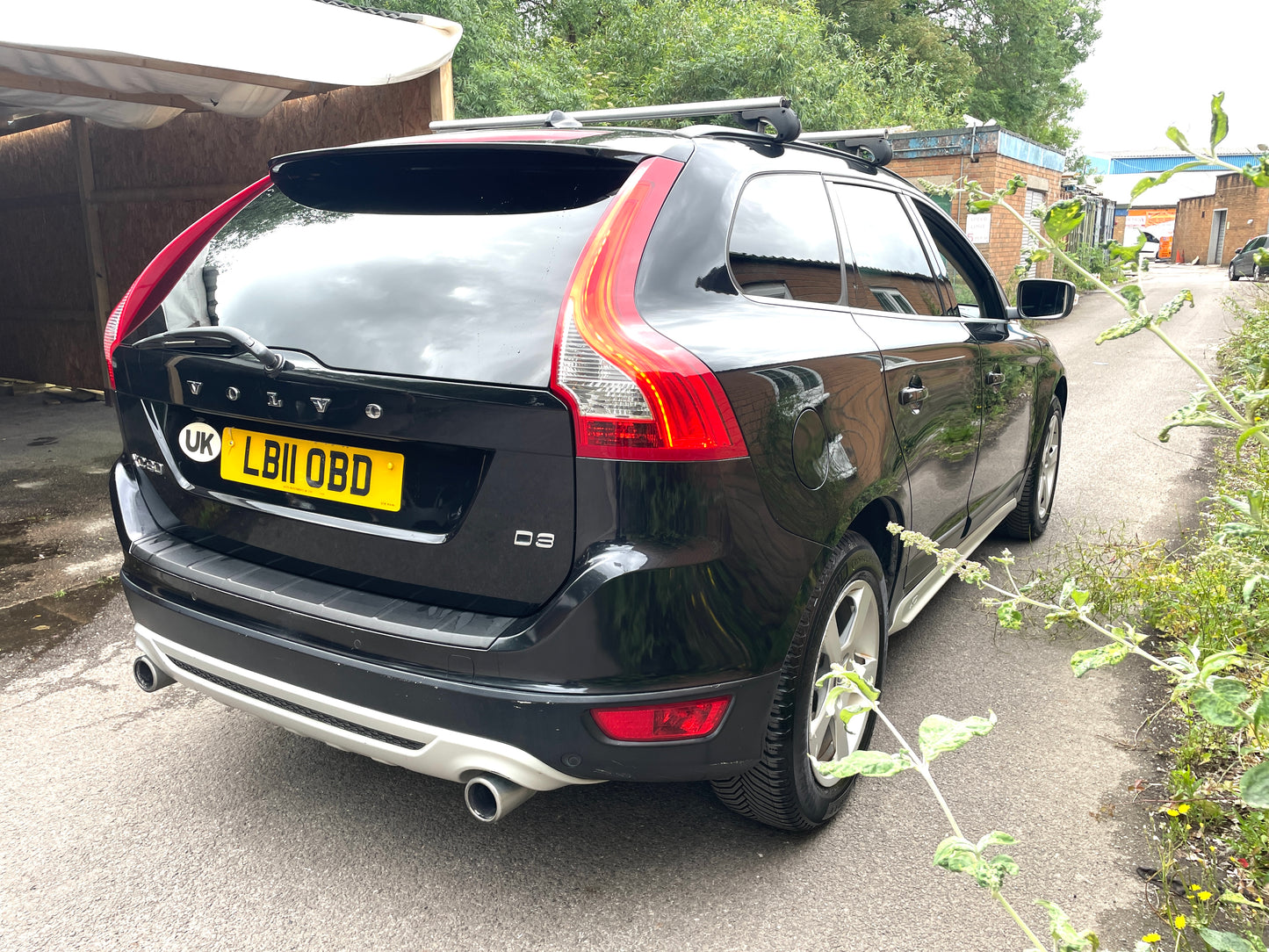 2011 Volvo XC60 R-Design 2.0 D3 R-Design SUV 5dr Diesel Geartronic Euro 5 (163 ps)