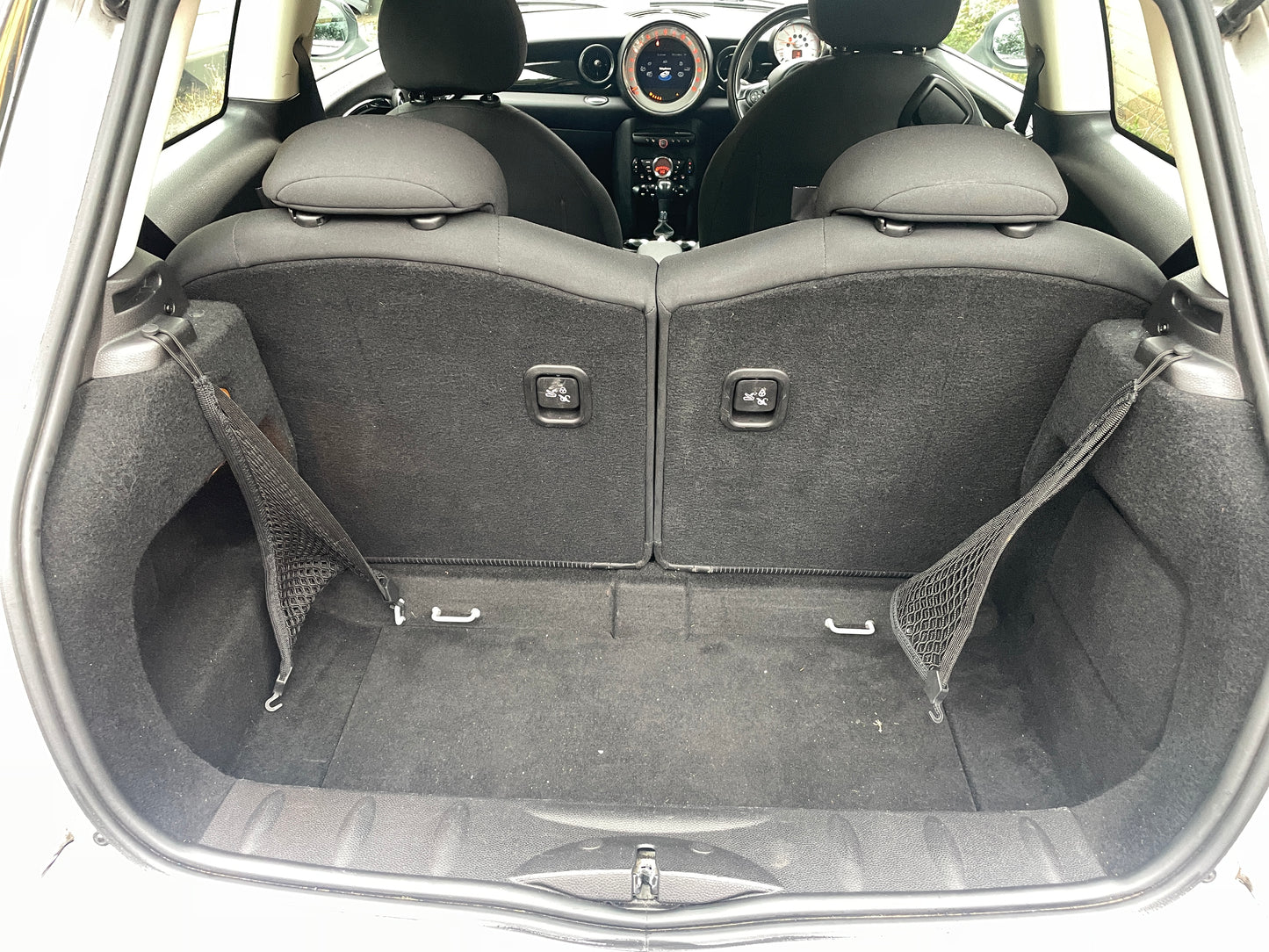 2012 MINI Hatch Cooper D 2.0 Cooper D Hatchback 3dr Diesel Auto Euro 5 (112 ps)