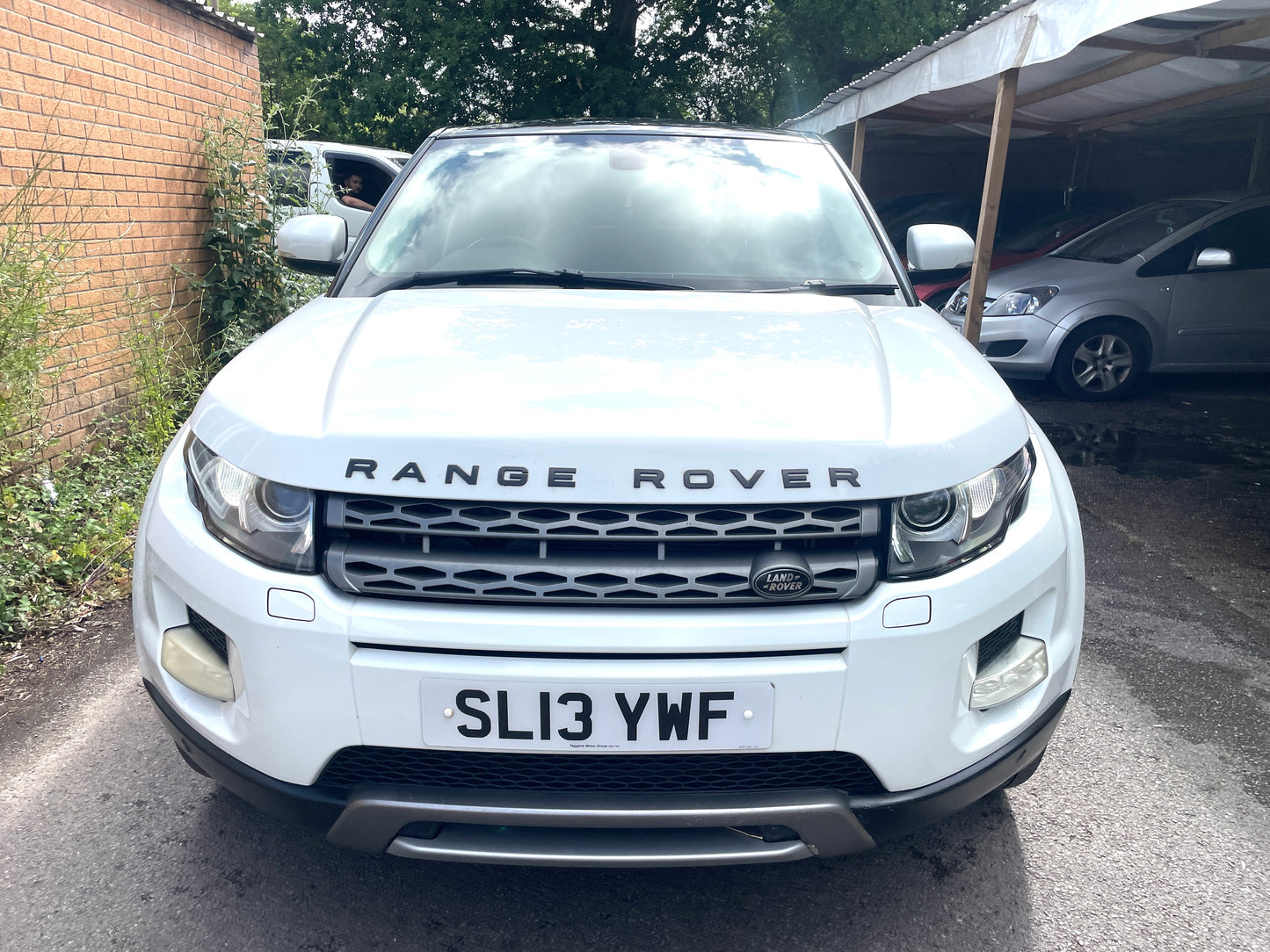 2013 Land Rover Range Rover Evoque Pure 
2.2 SD4 Pure SUV 5dr Diesel Manual 4WD Euro 5 (s/s) (190 ps)