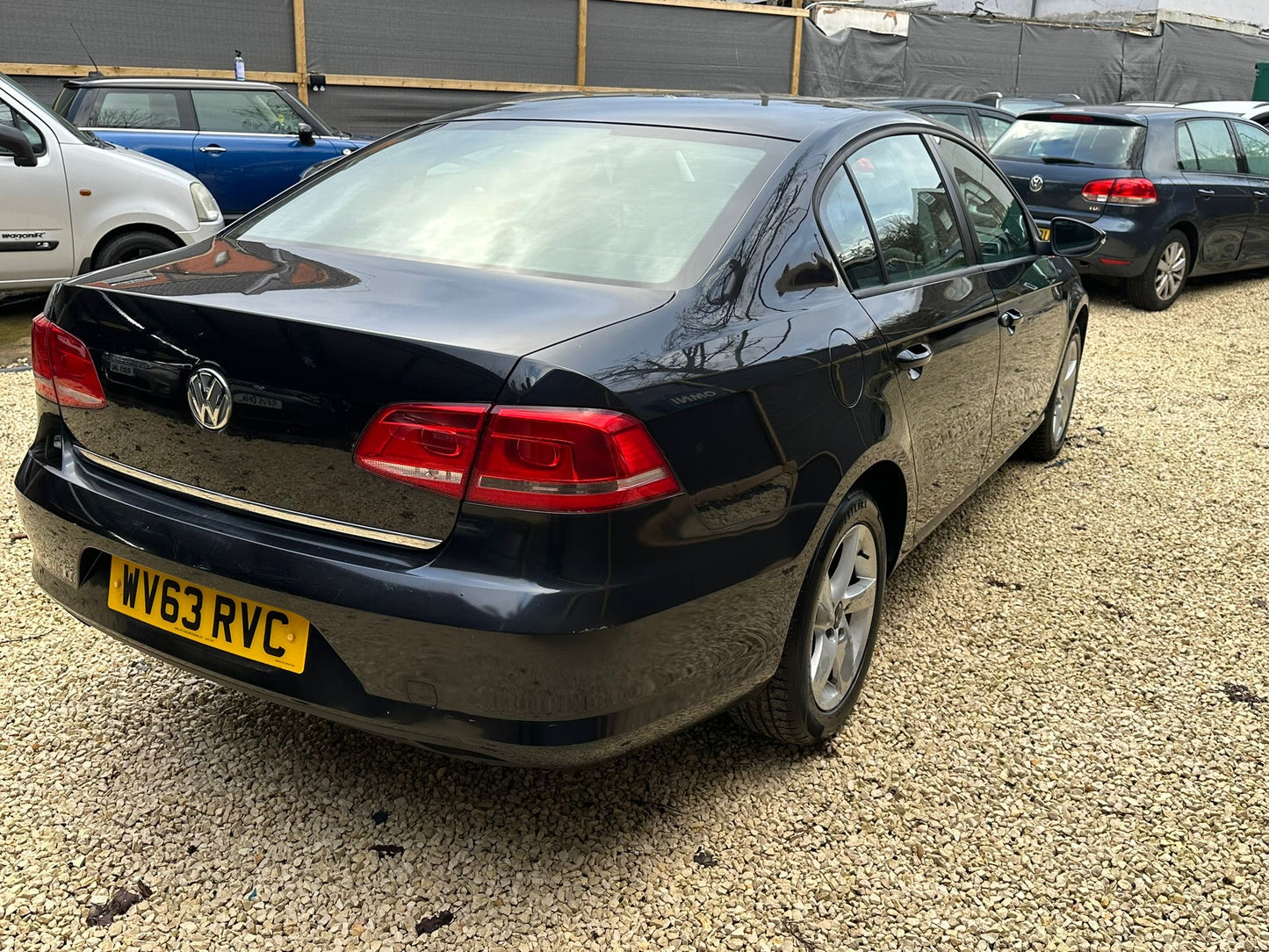 2013 Volkswagen Passat S  1.6 TDI BlueMotion Tech S Saloon 4dr Diesel Manual Euro 5 (s/s) (105 ps)