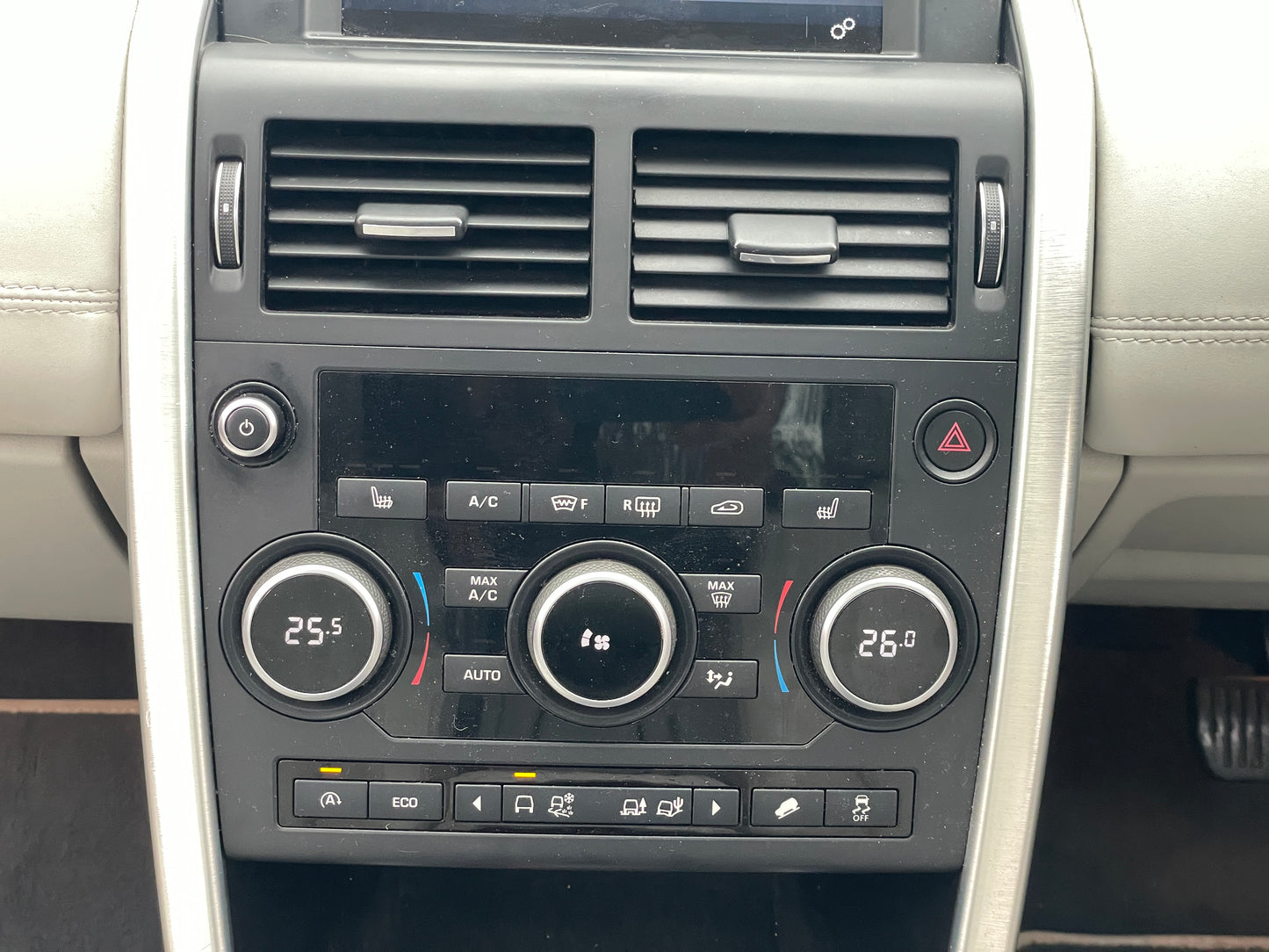 2016 Land Rover Discovery Sport HSE 2.0 TD4 HSE SUV 5dr Diesel Auto 4WD Euro 6 (s/s) (180 ps) AUTOMATIC